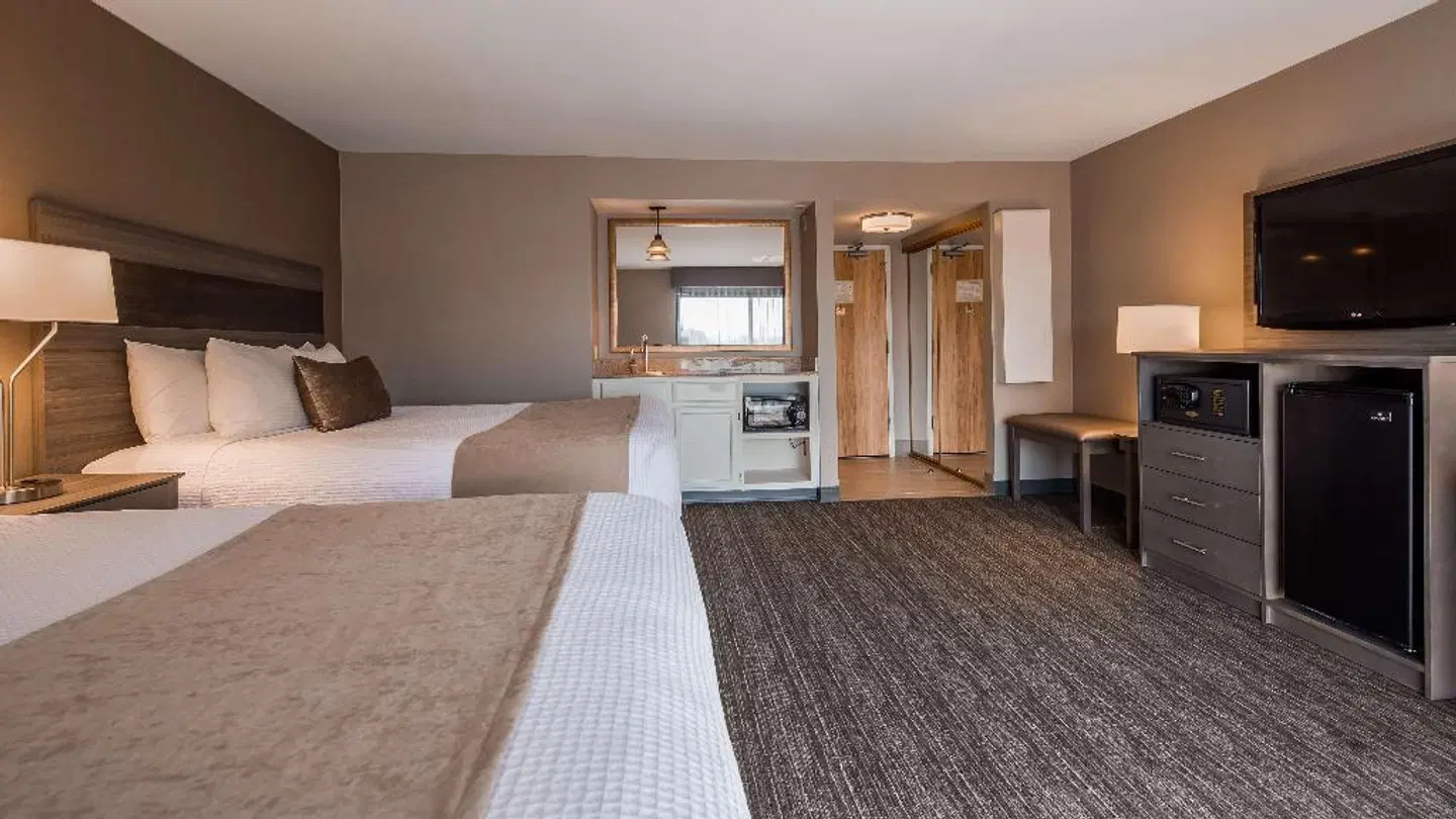 Best Western PLUS Executive Inn ROOM_EXAMPLE