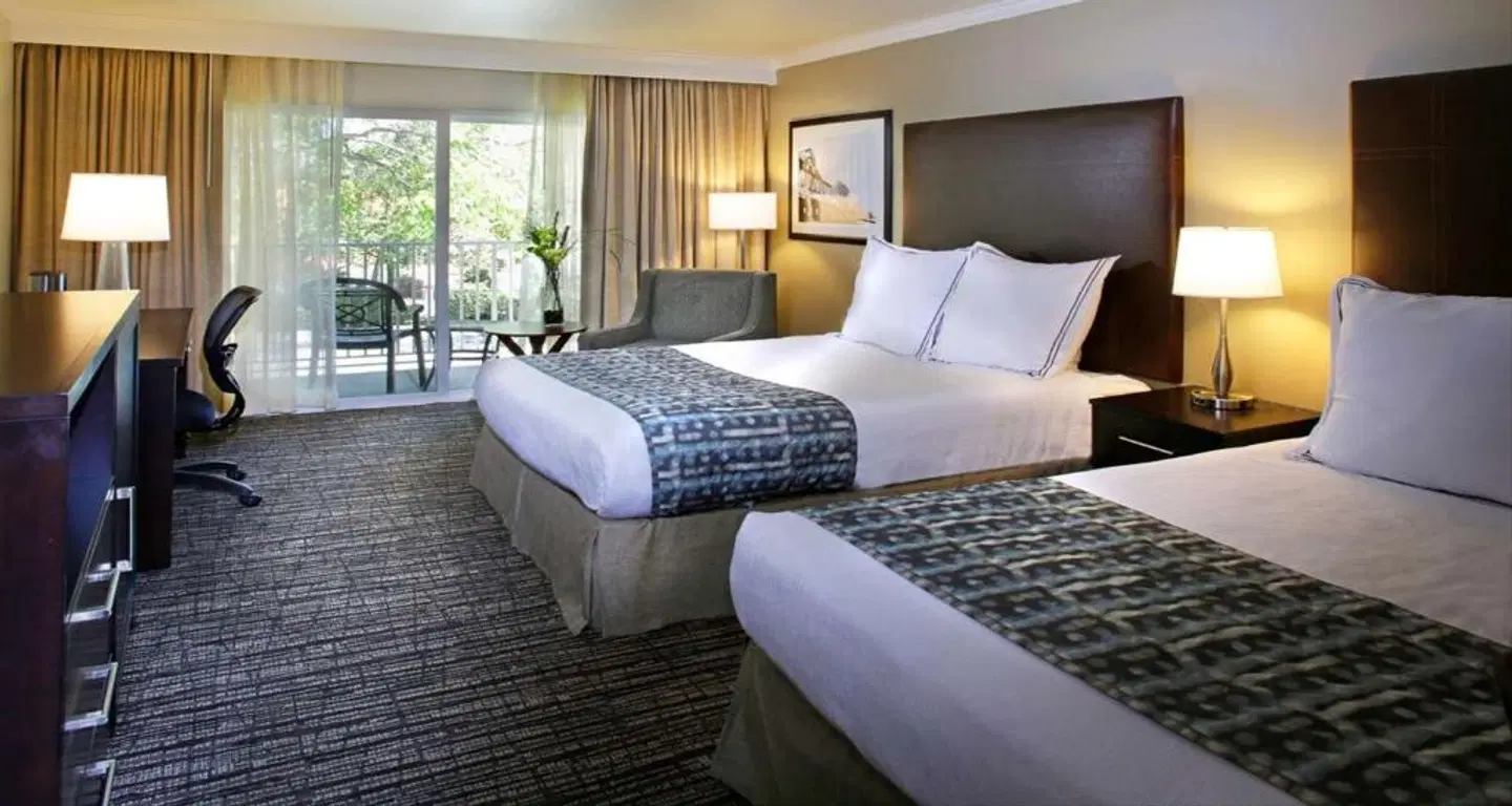 Best Western Plus Garden Court Inn ROOM_EXAMPLE