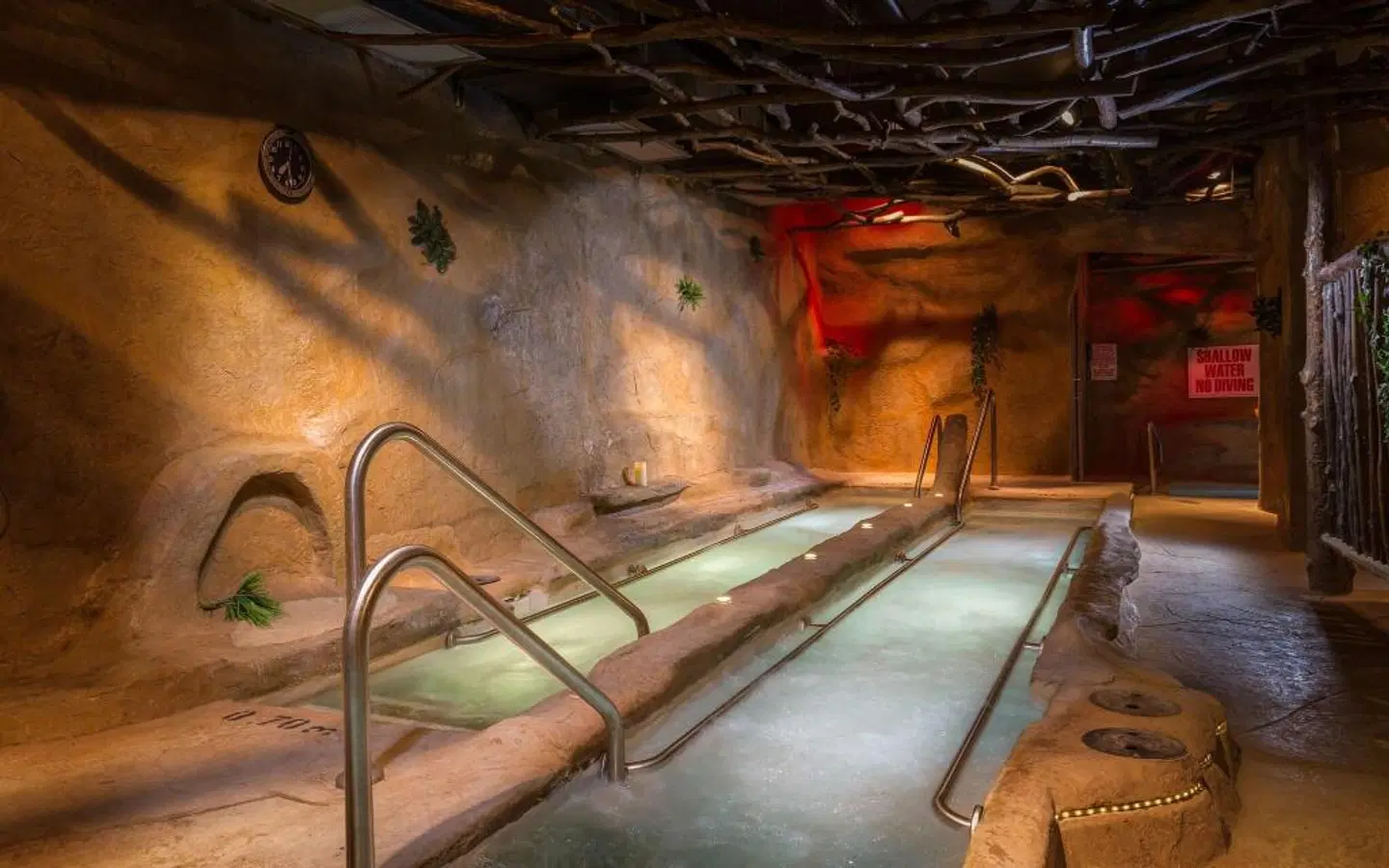 Living Water Resort Tiere