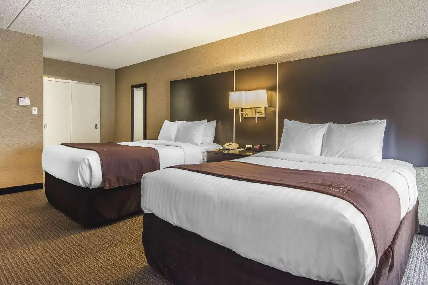 Quattro Hotel & Conf. Centre, Ascend Hotel Collection ROOM_EXAMPLE