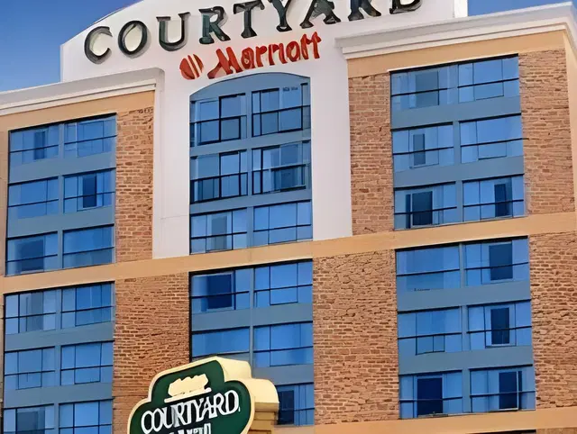 Courtyard by Marriott Niagara Falls EXTERIOR