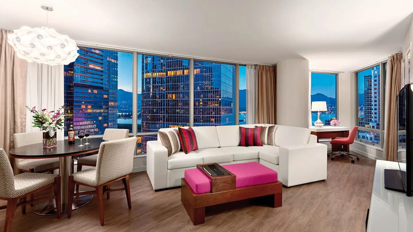 Auberge Vancouver Hotel LOUNGE_LOBBY