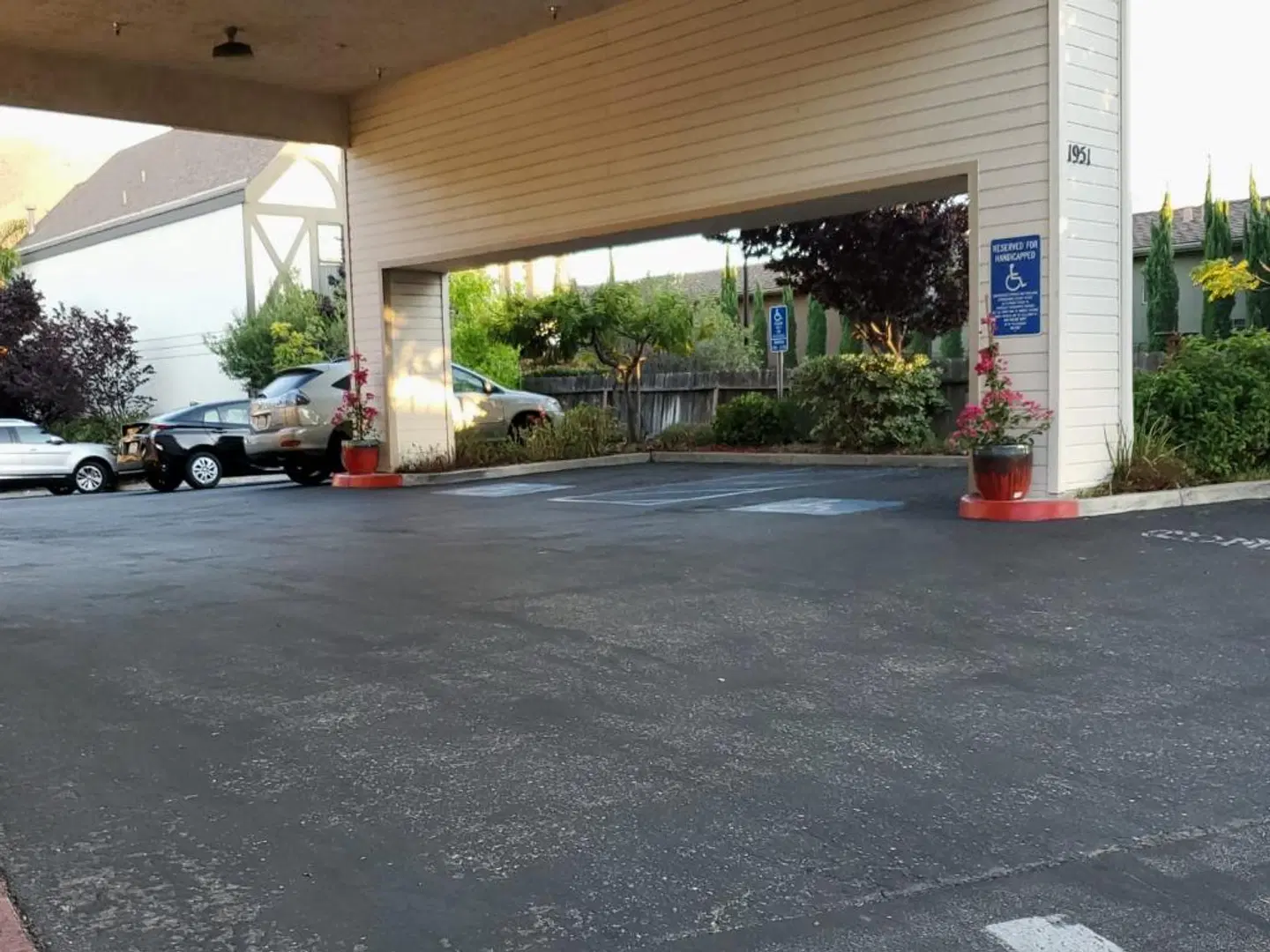 Mission Inn San Luis Obispo EXTERIOR