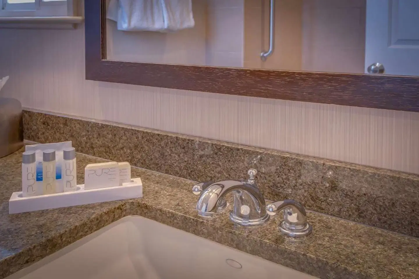 Best Western PLUS Inn of Ventura Badezimmer