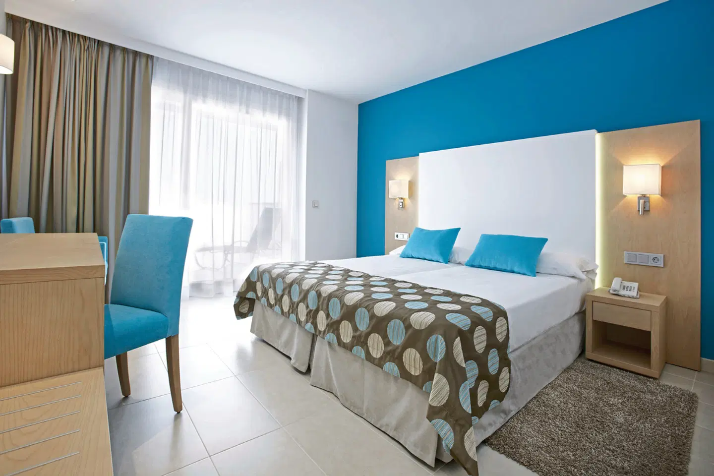 Universal Hotel Marqués ROOM_EXAMPLE