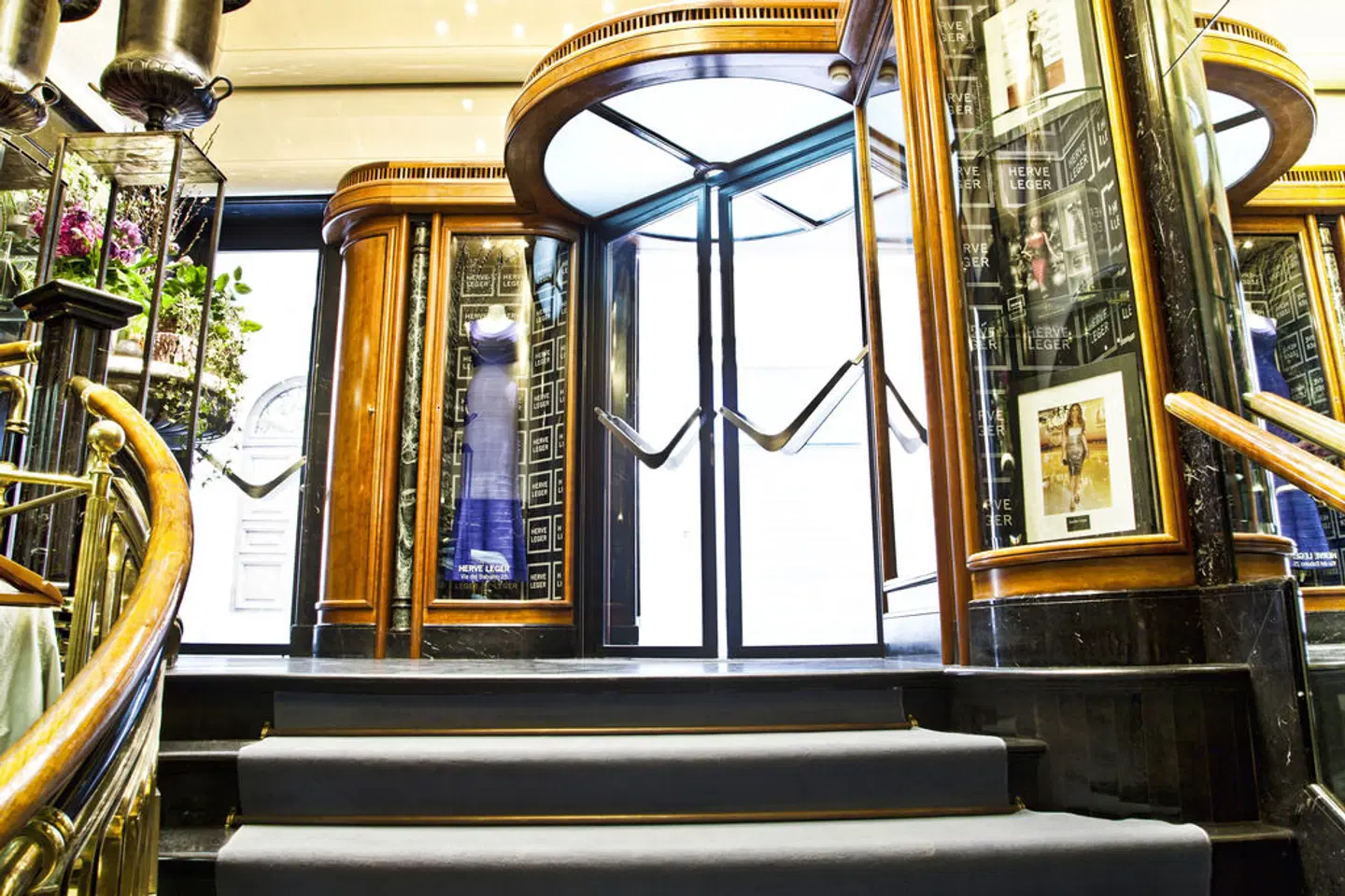 Valadier LOUNGE_LOBBY