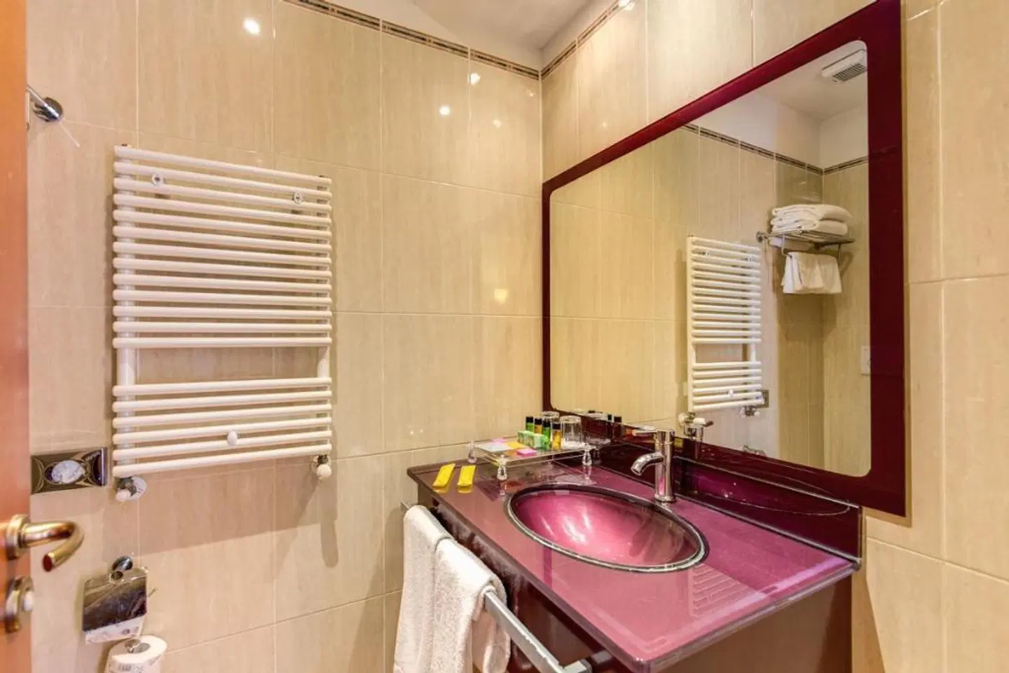 Augusta Lucilla Palace Badezimmer