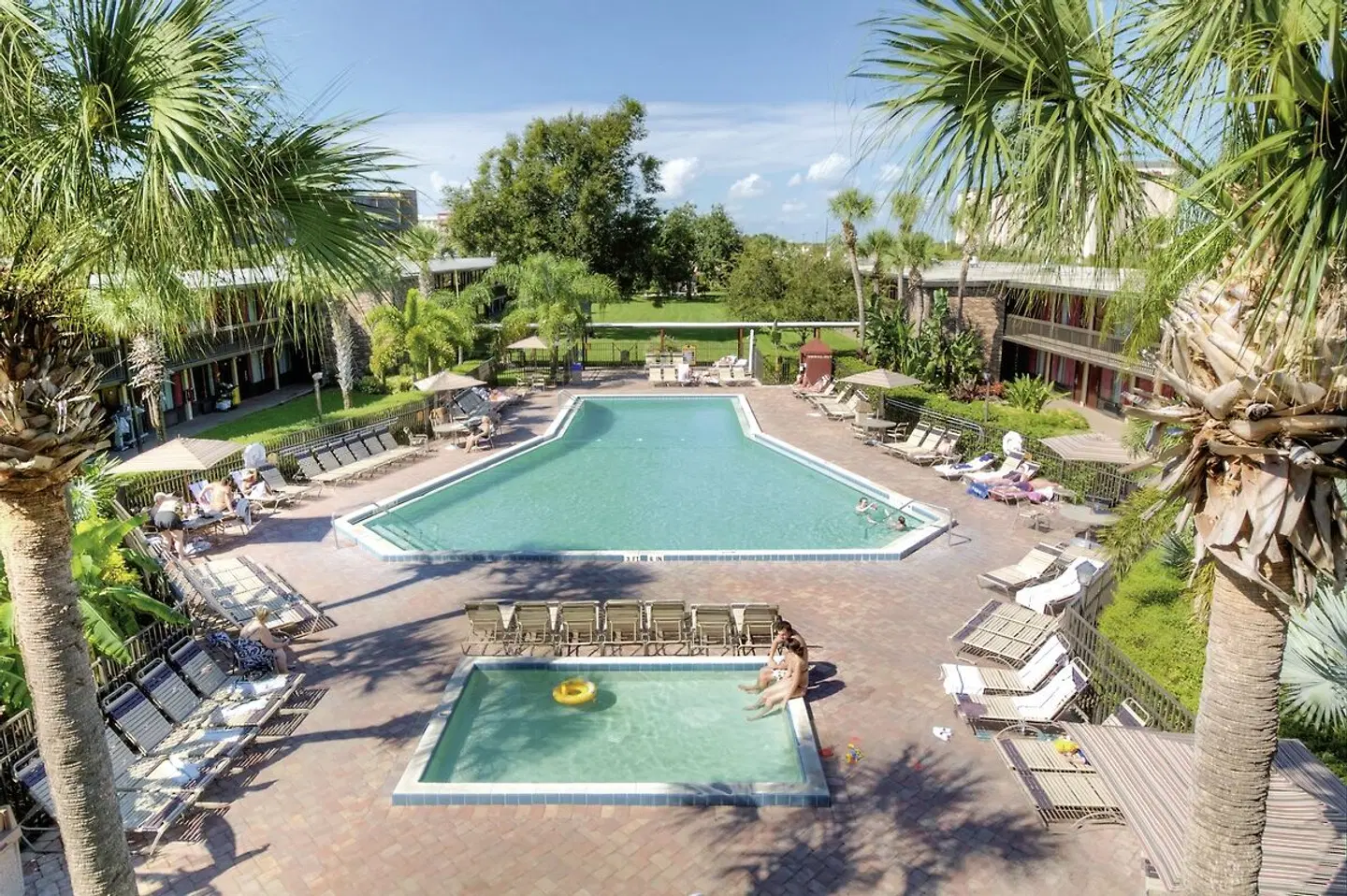 Rosen Inn at Pointe Orlando OUTDOOR_POOL