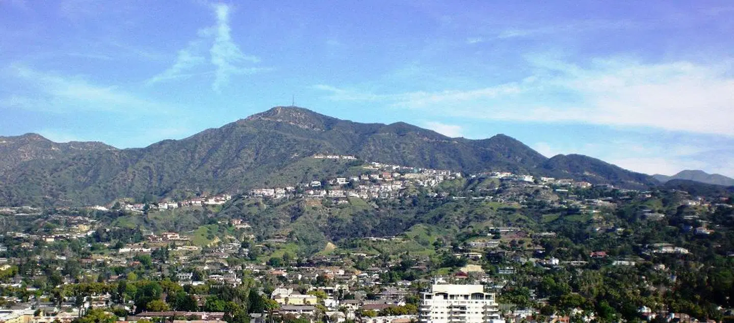 Hilton Los Angeles North-Glendale & Executive Meeting Center LANDSCAPE