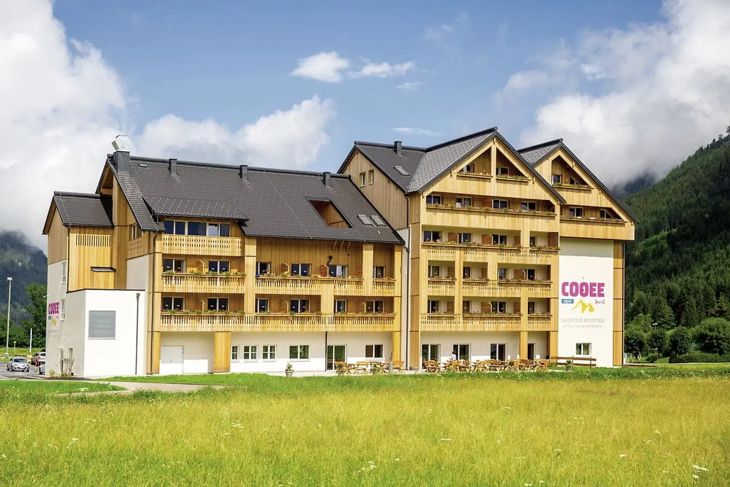 COOEE alpin Hotel Dachstein EXTERIOR