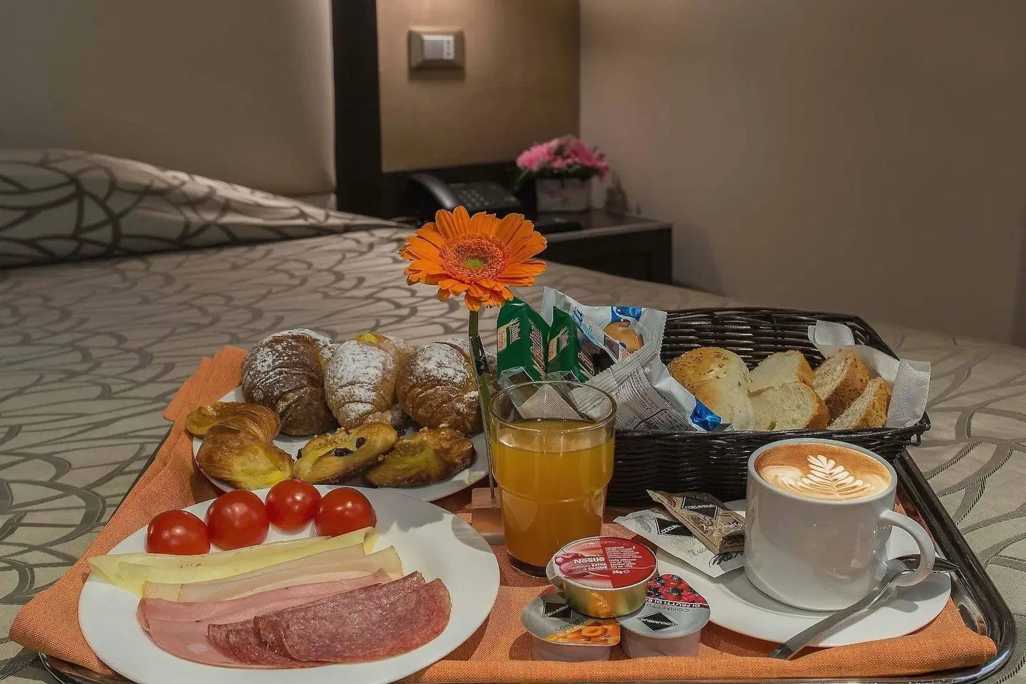 Catone District Hotel Restaurant