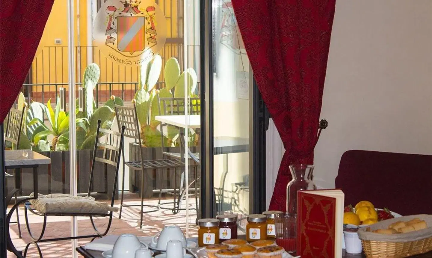 Principe Di Francalanza Restaurant