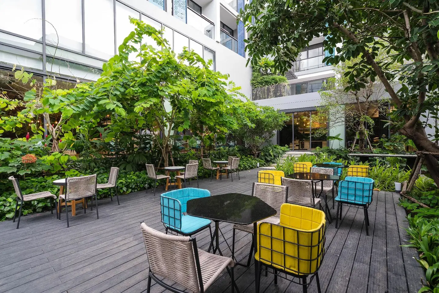 Hotel Indigo Phuket Patong Terrasse