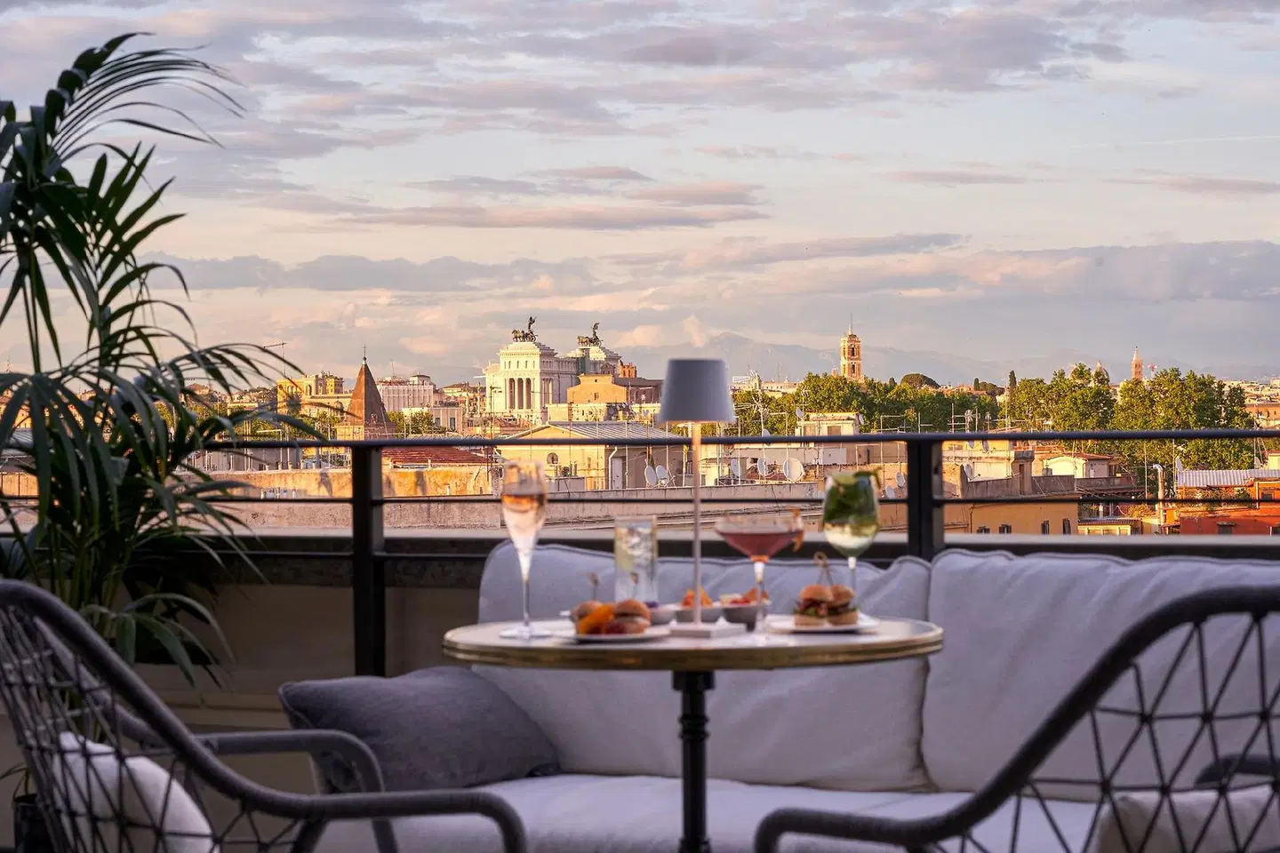 UNAHOTELS Trastevere Roma Terrasse