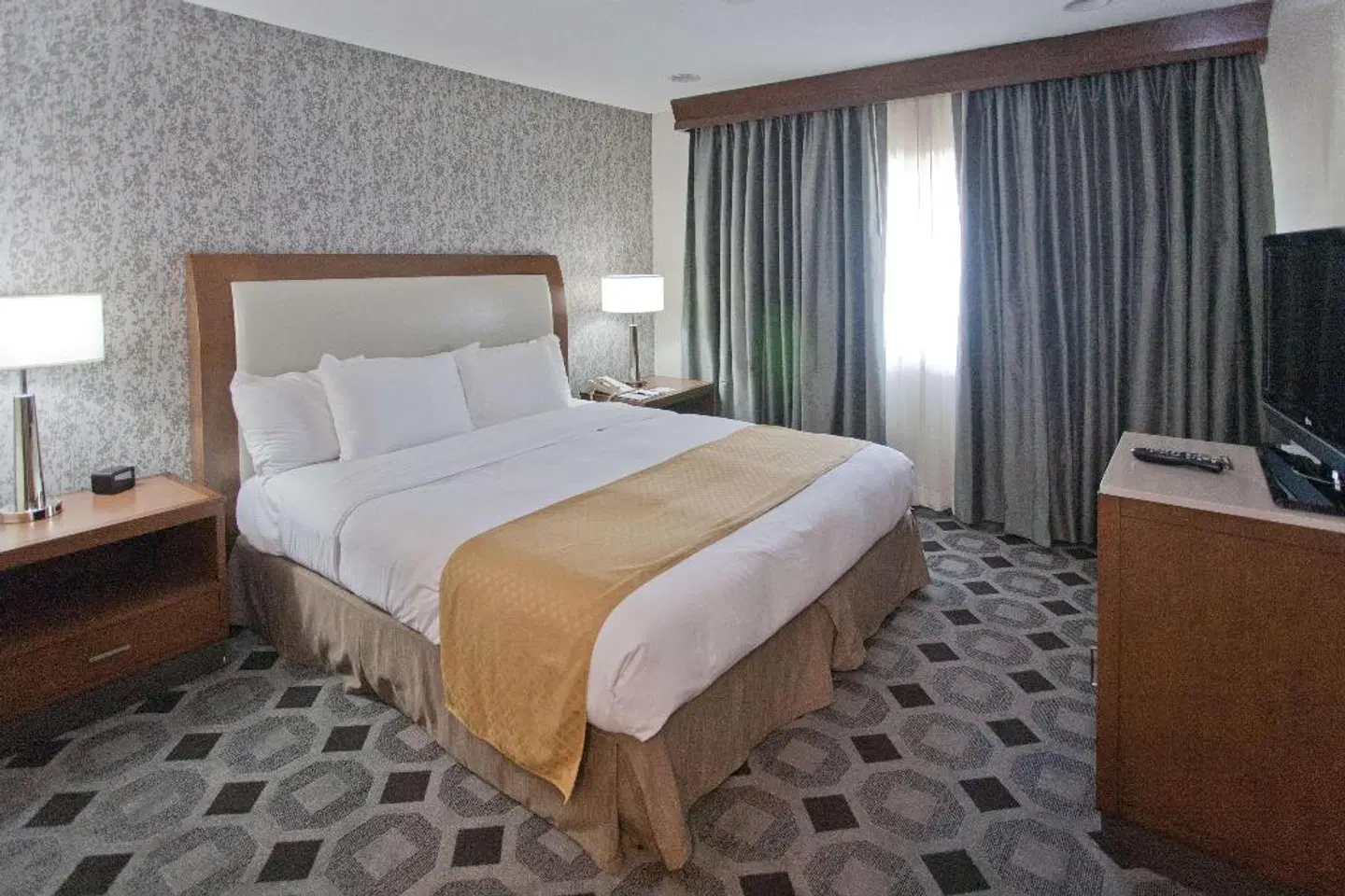 DoubleTree by Hilton Rosemead ROOM_EXAMPLE