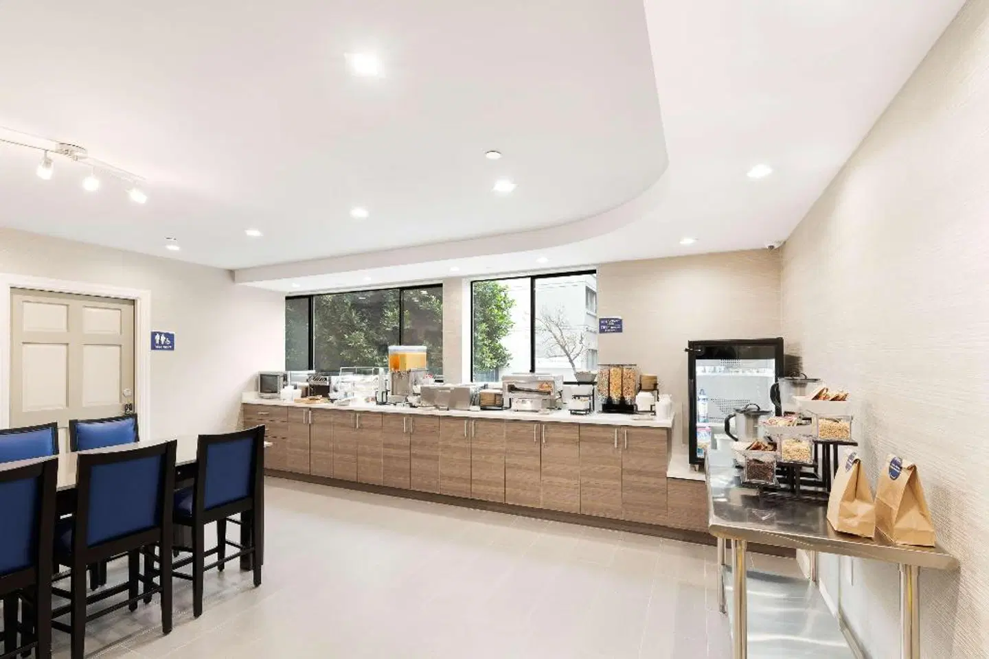 Red Coach Motor Lodge Bar