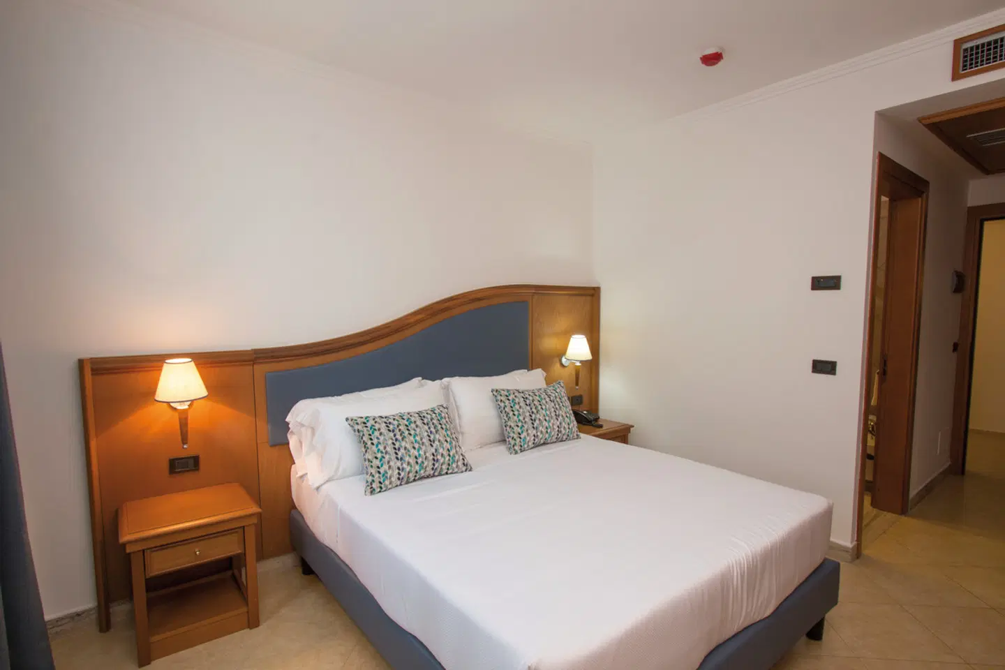 Hotel Centrale ROOM_EXAMPLE