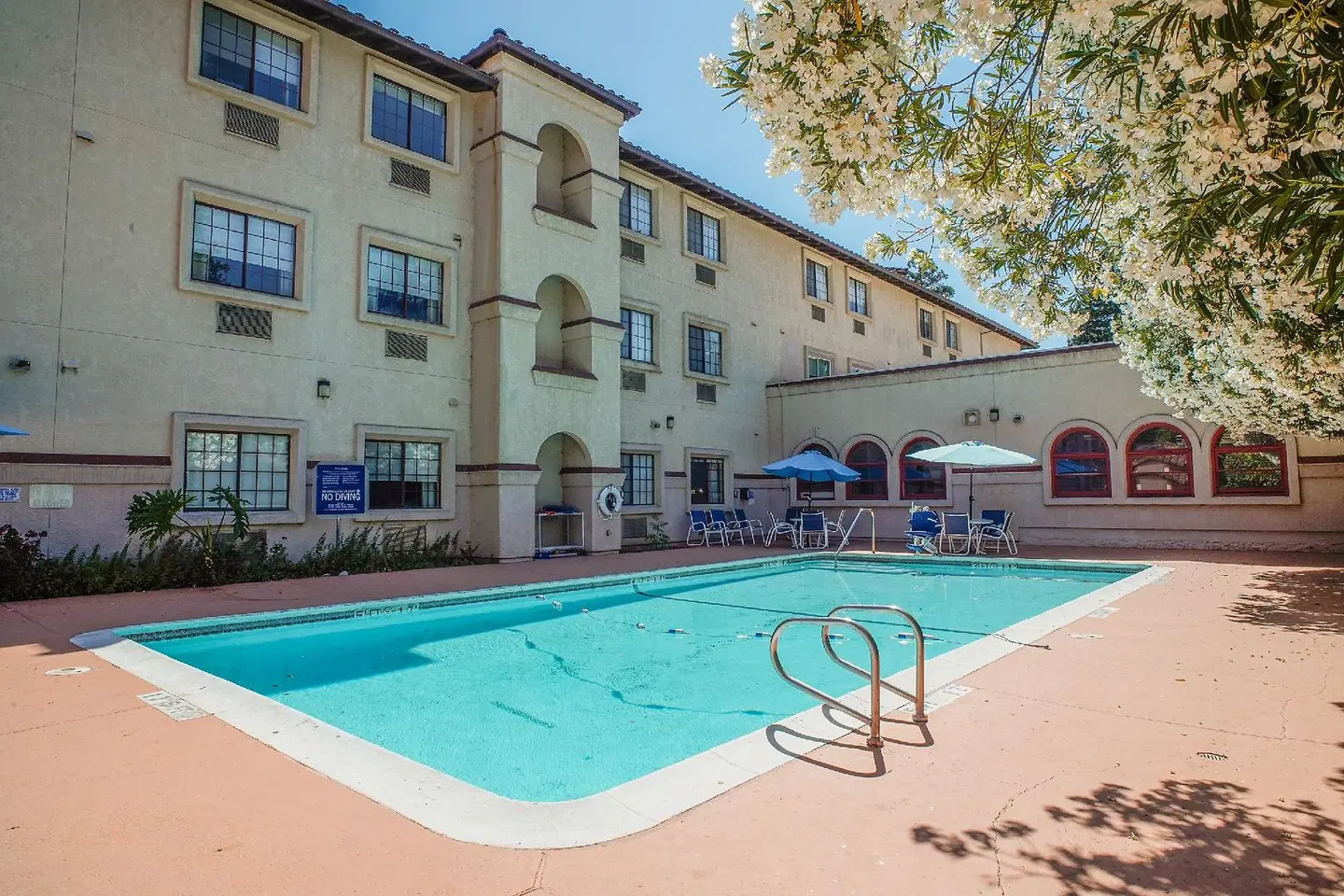 Wyndham Garden San Jose Silicon Valley OUTDOOR_POOL