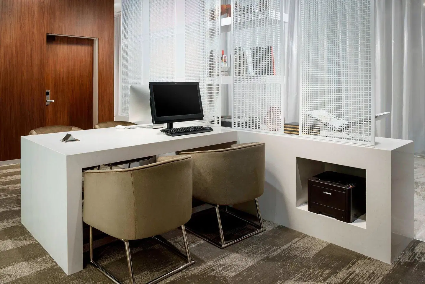 AC Hotel by Marriott San Francisco Airport/Oyster Point Waterfront ROOM_EXAMPLE