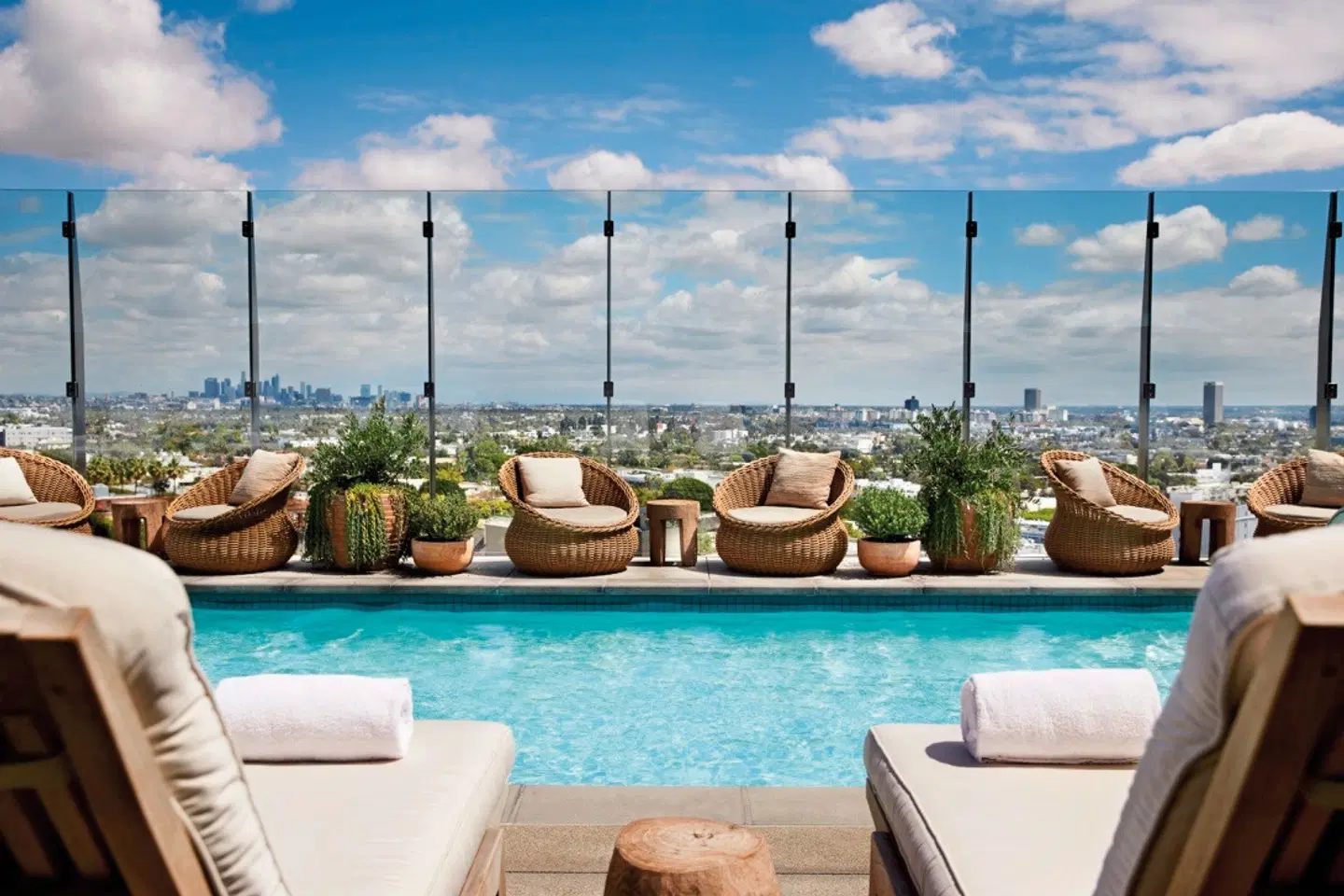 1 Hotel West Hollywood OUTDOOR_POOL