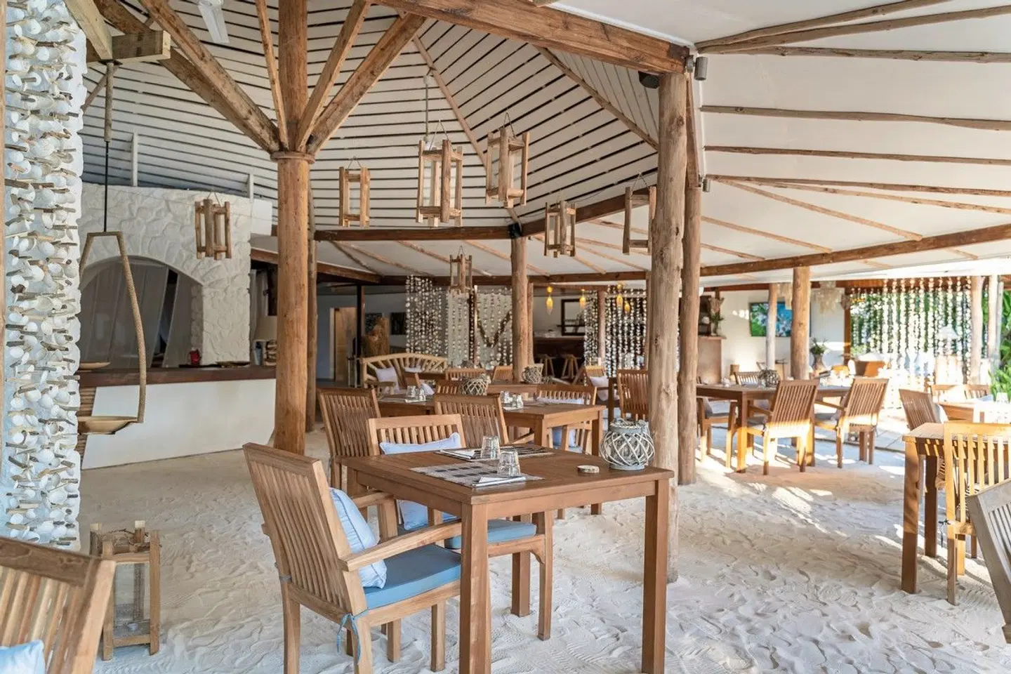 Bliss Hotel Praslin Restaurant