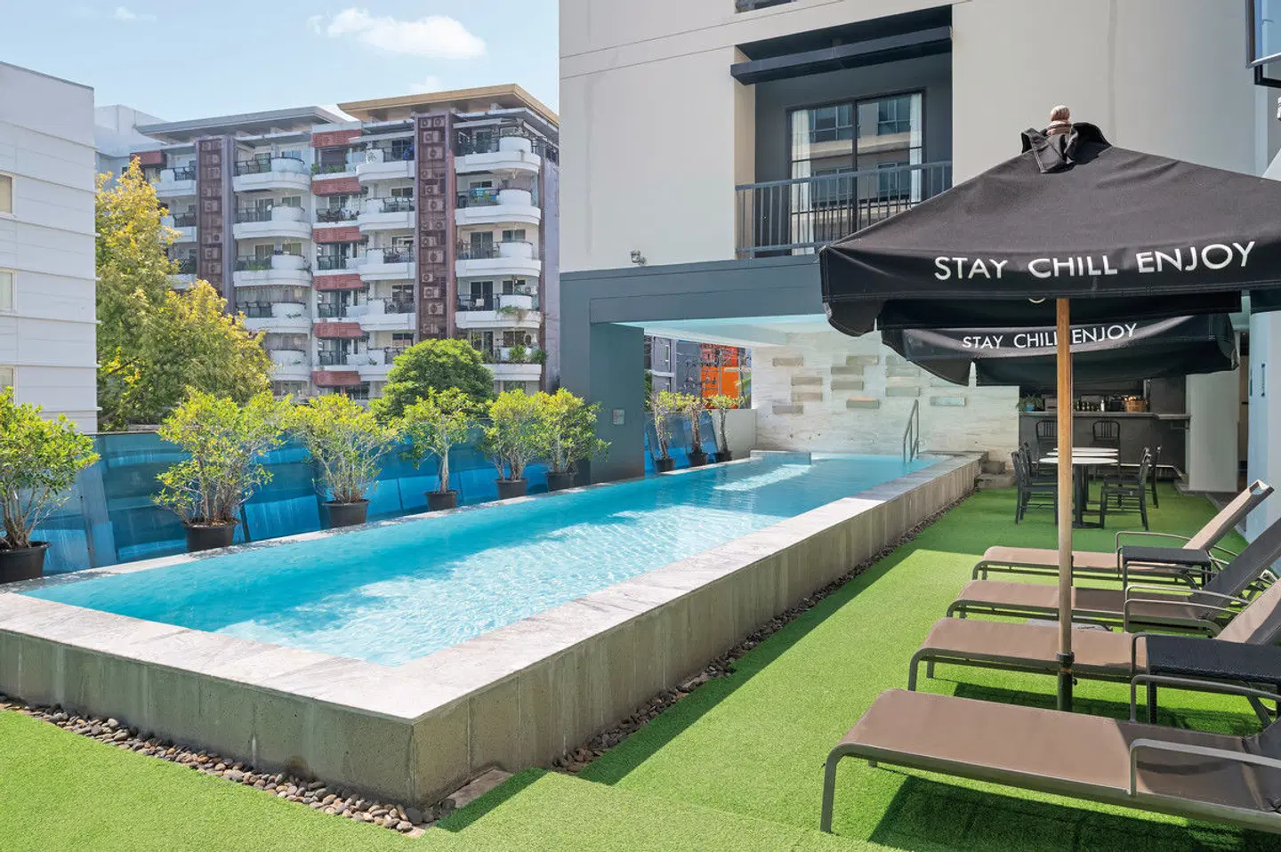 Cross Vibe Bangkok Sukhumvit EXTERIOR