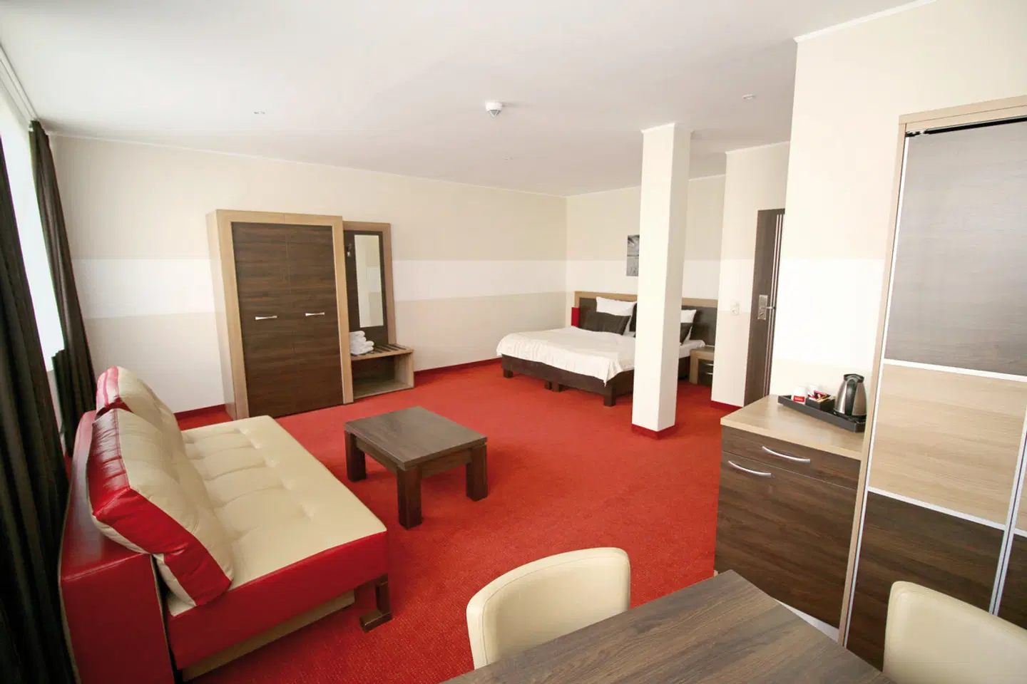 hotel home ROOM_EXAMPLE