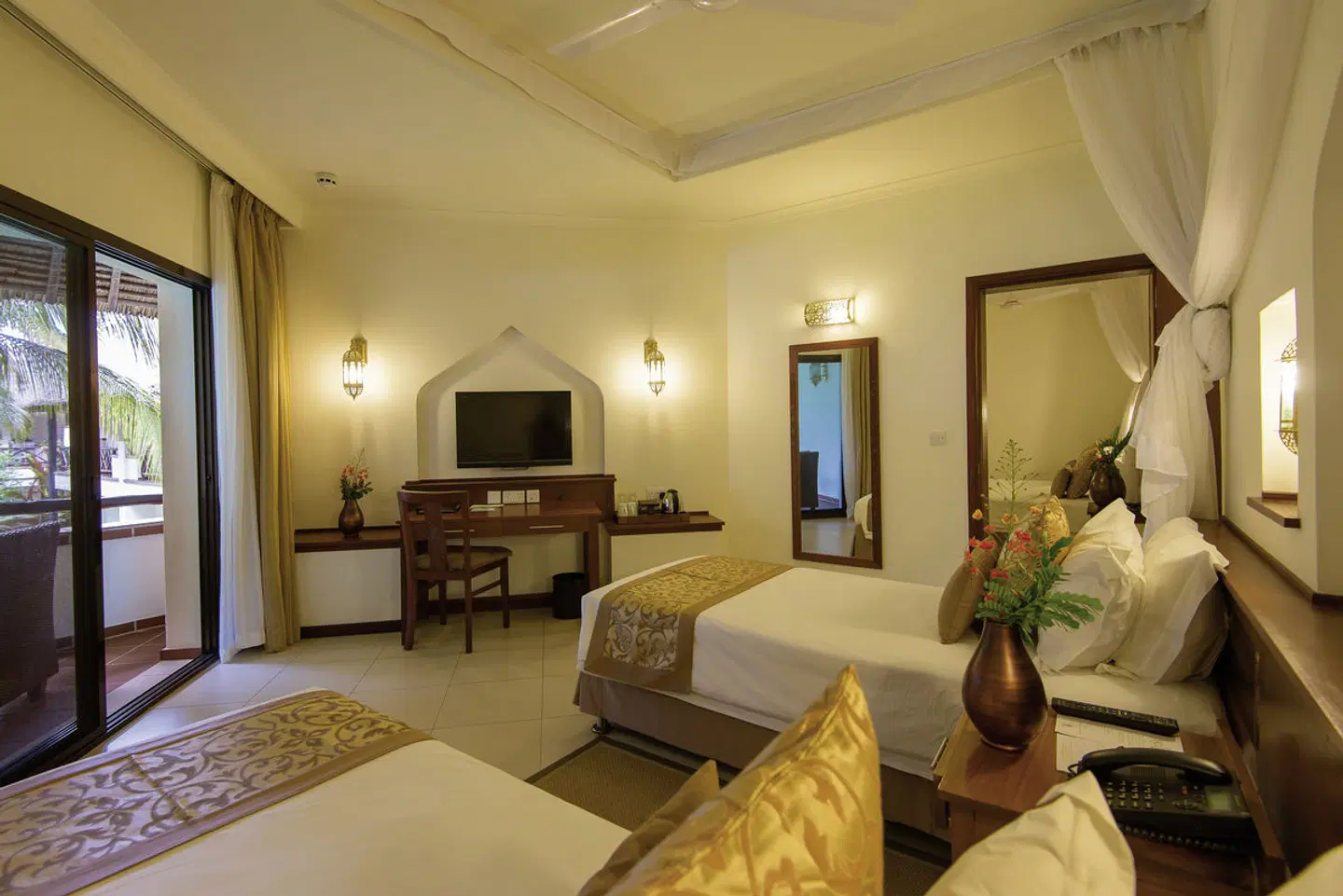 Sea Cliff Resort & Spa ROOM_EXAMPLE