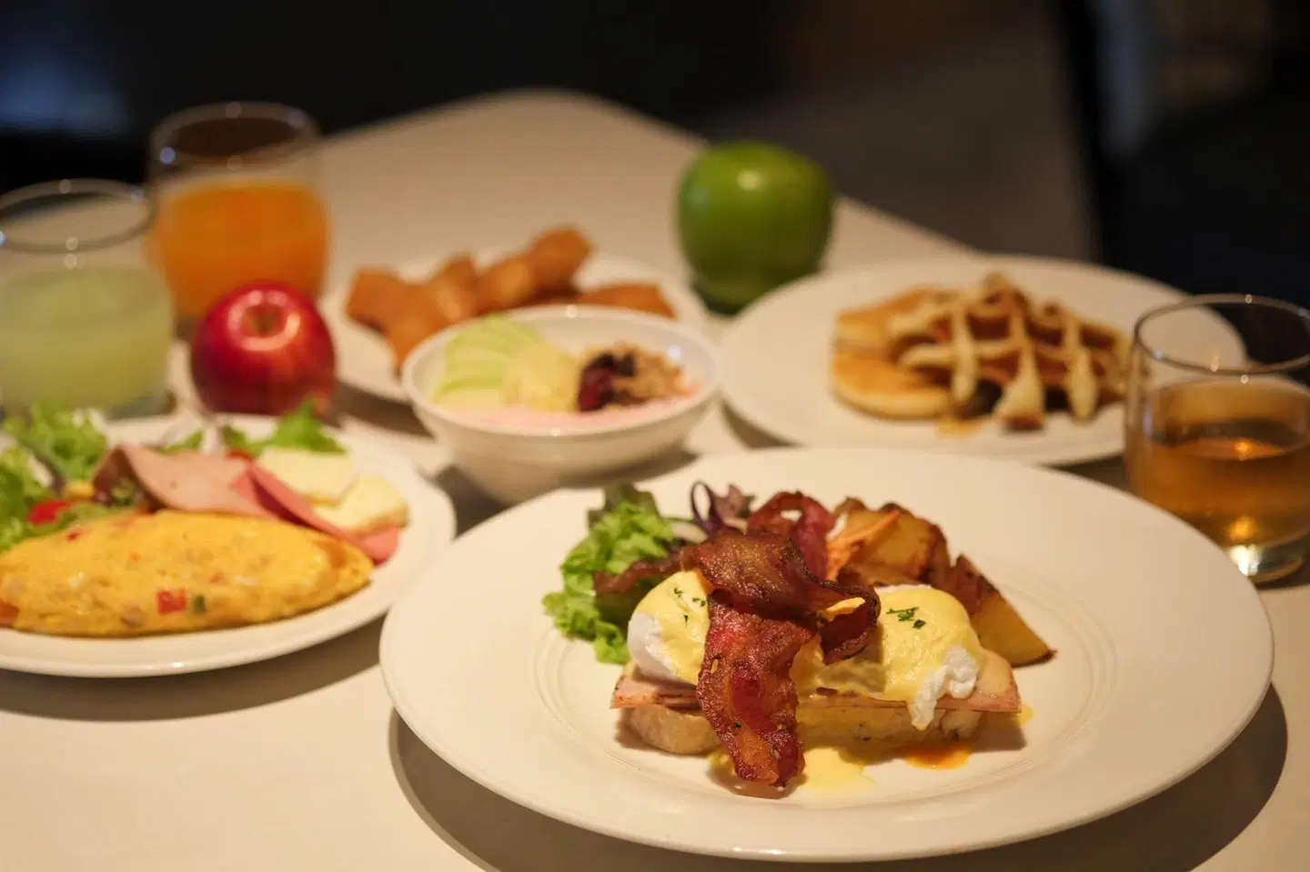 DoubleTree by Hilton Bangkok Ploenchit Restaurant