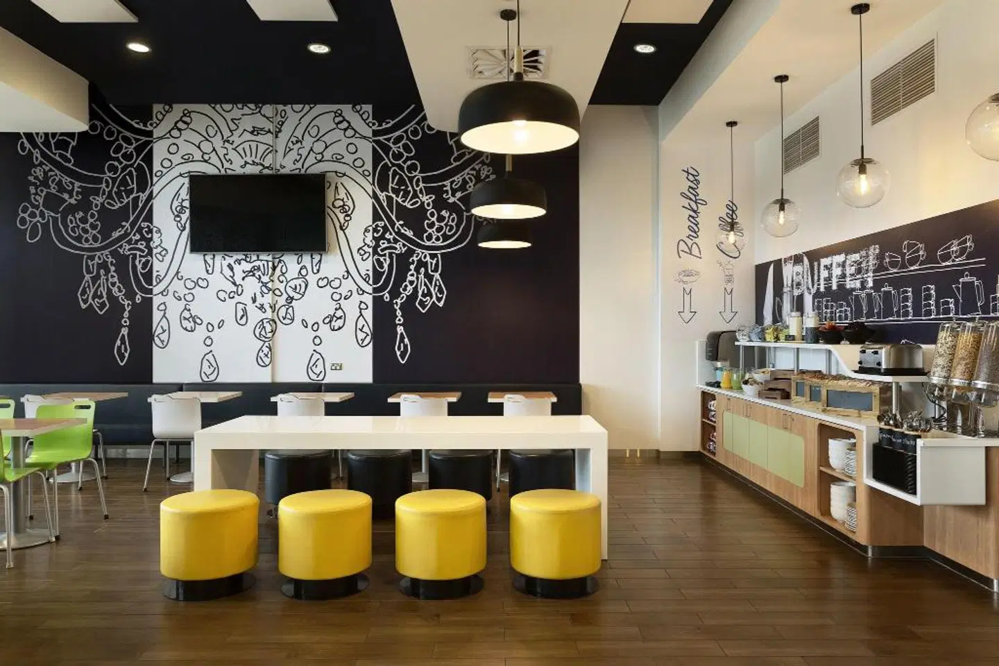 ibis budget Auckland Airport Bar