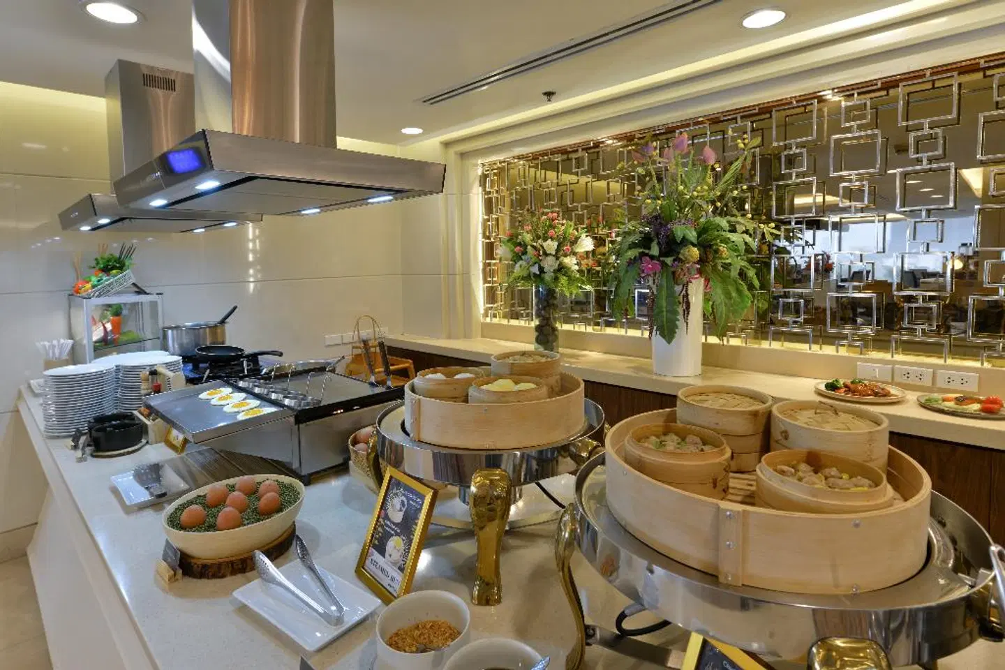 Centre Point Silom Restaurant