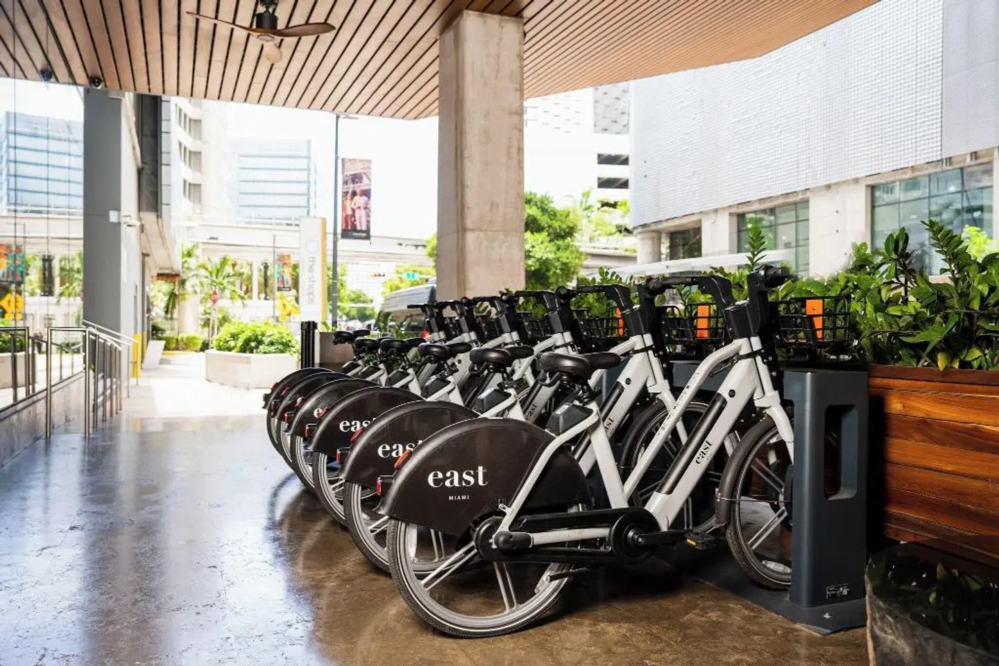 EAST, Miami SPORTS_AND_LEISURE