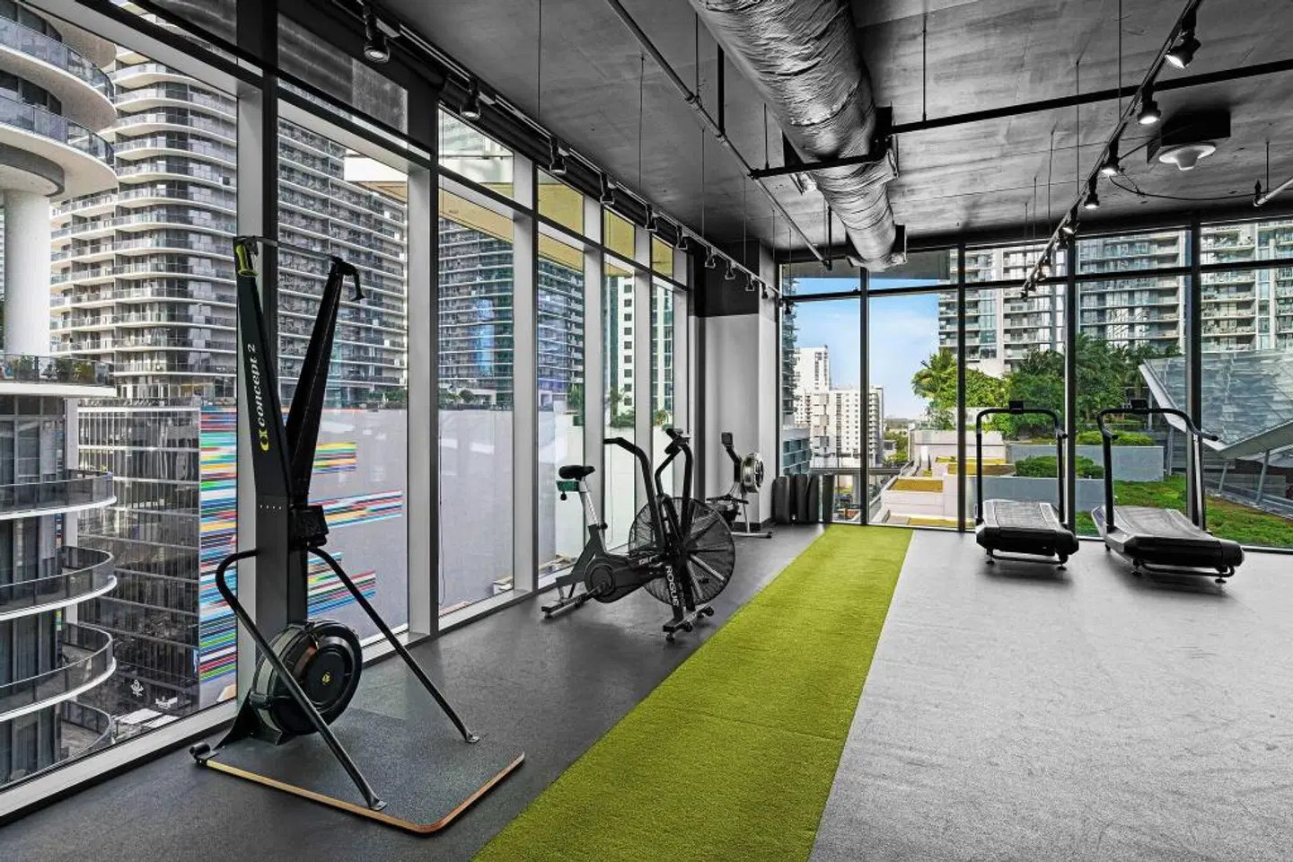 EAST, Miami SPORTS_AND_LEISURE