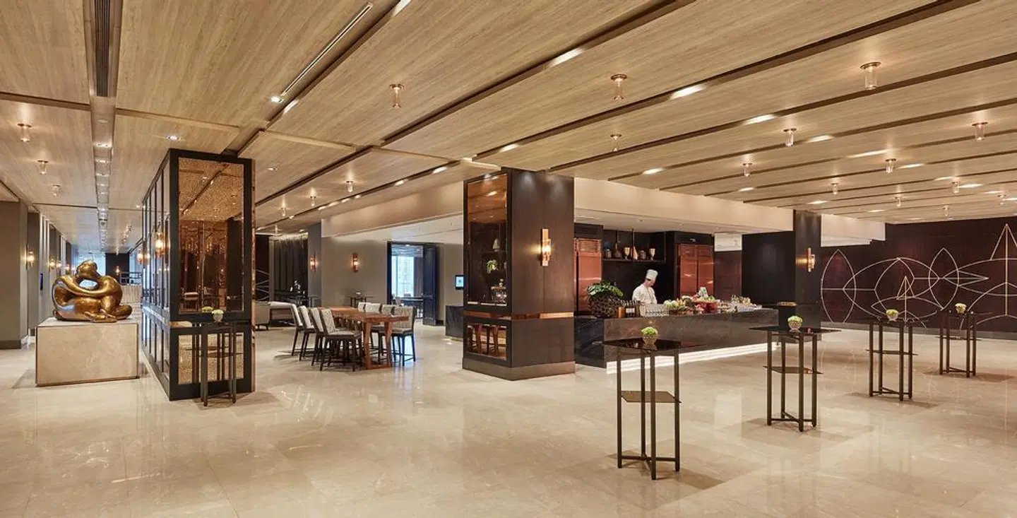 Hyatt Regency Bangkok Sukhumvit Bar