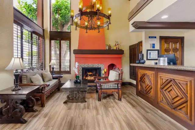 Best Western Americana Inn LOUNGE_LOBBY