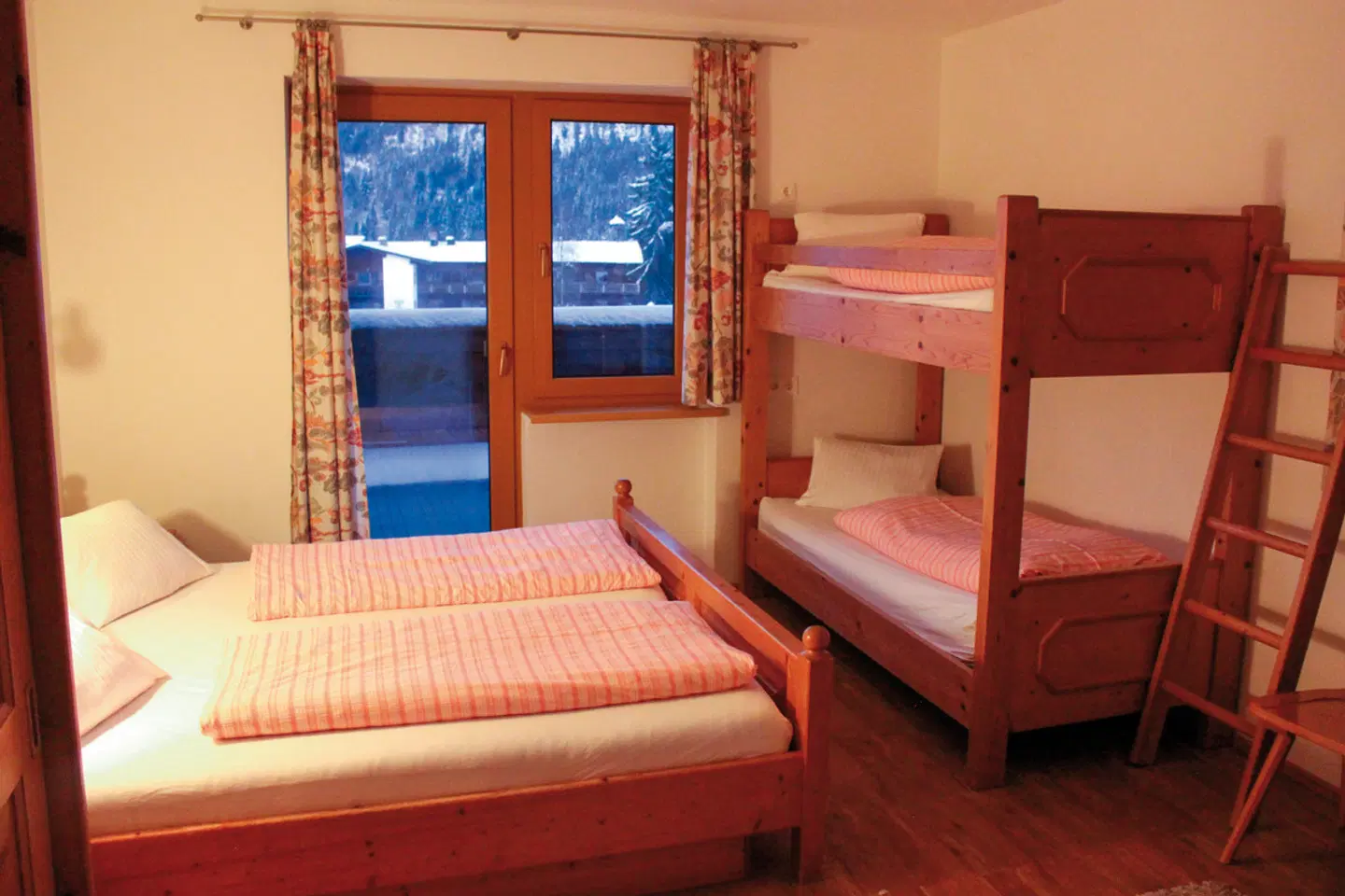 Luzenberg ROOM_EXAMPLE