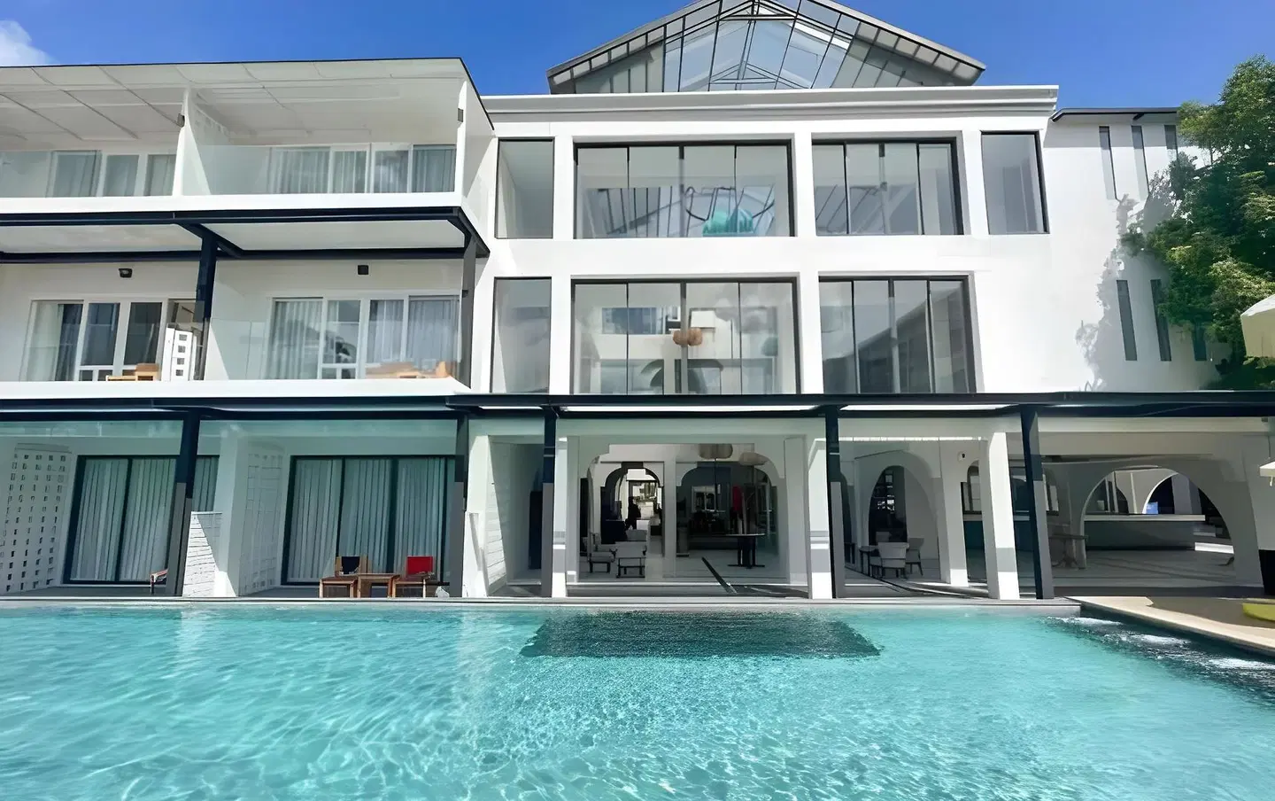 Anona Beachfront Phuket Resort OUTDOOR_POOL