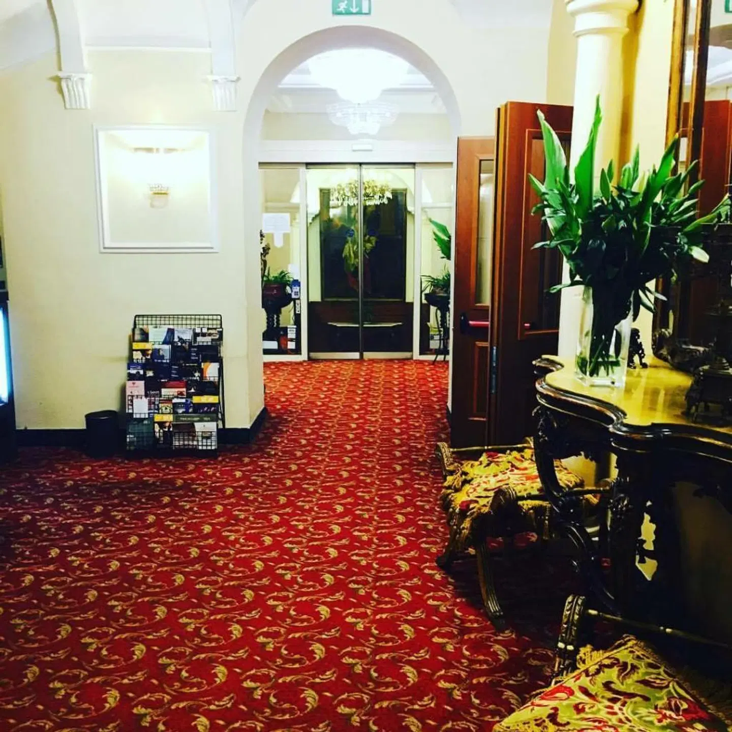 Andreotti LOUNGE_LOBBY