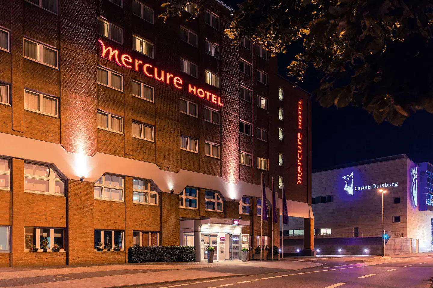 Mercure Hotel Duisburg City EXTERIOR