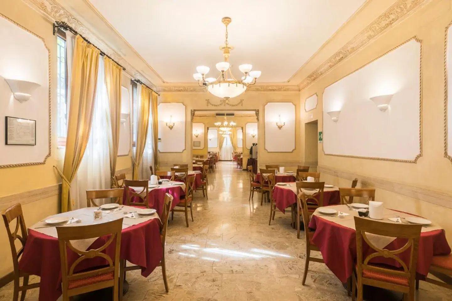 Villa Rosa Restaurant