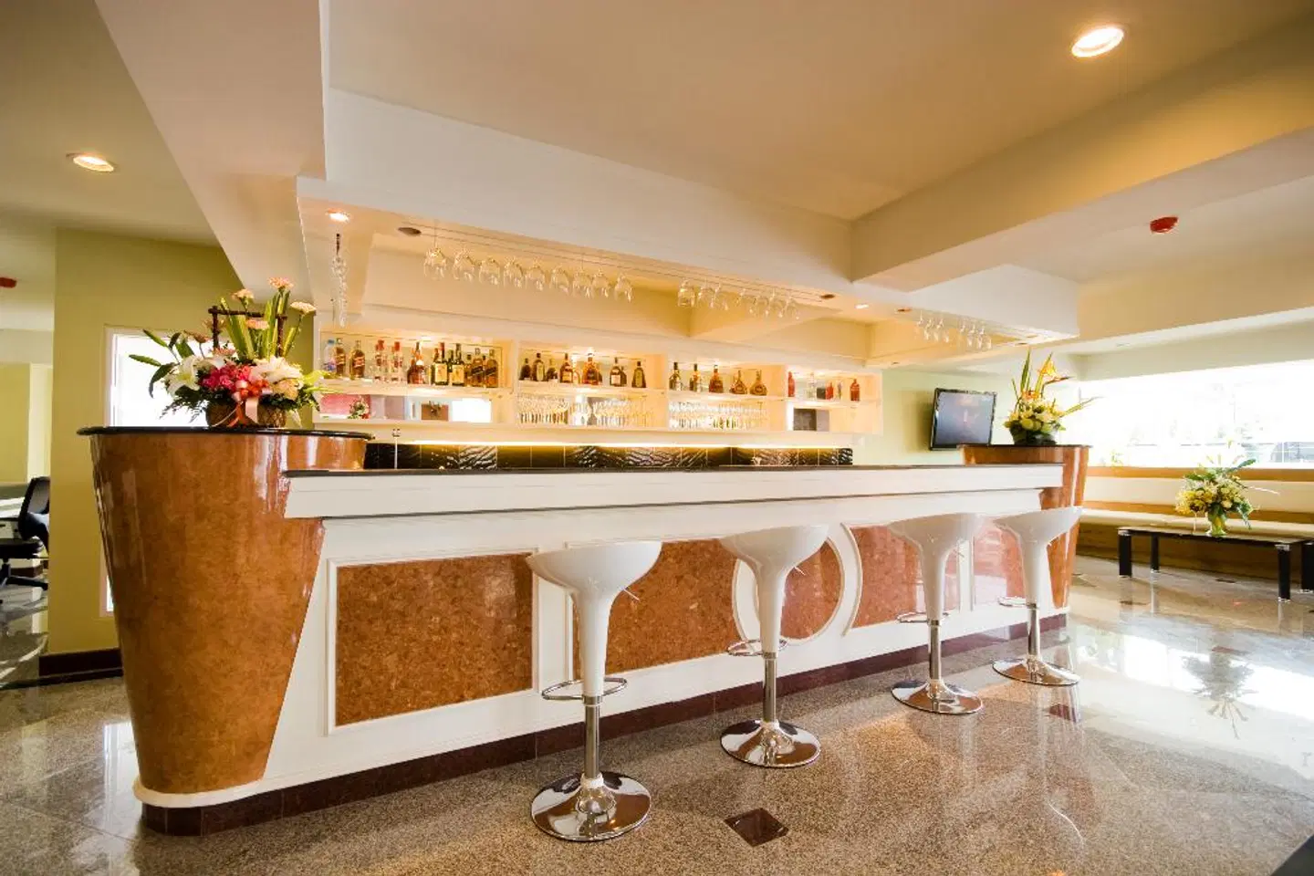 Convenient Park Bangkok Bar