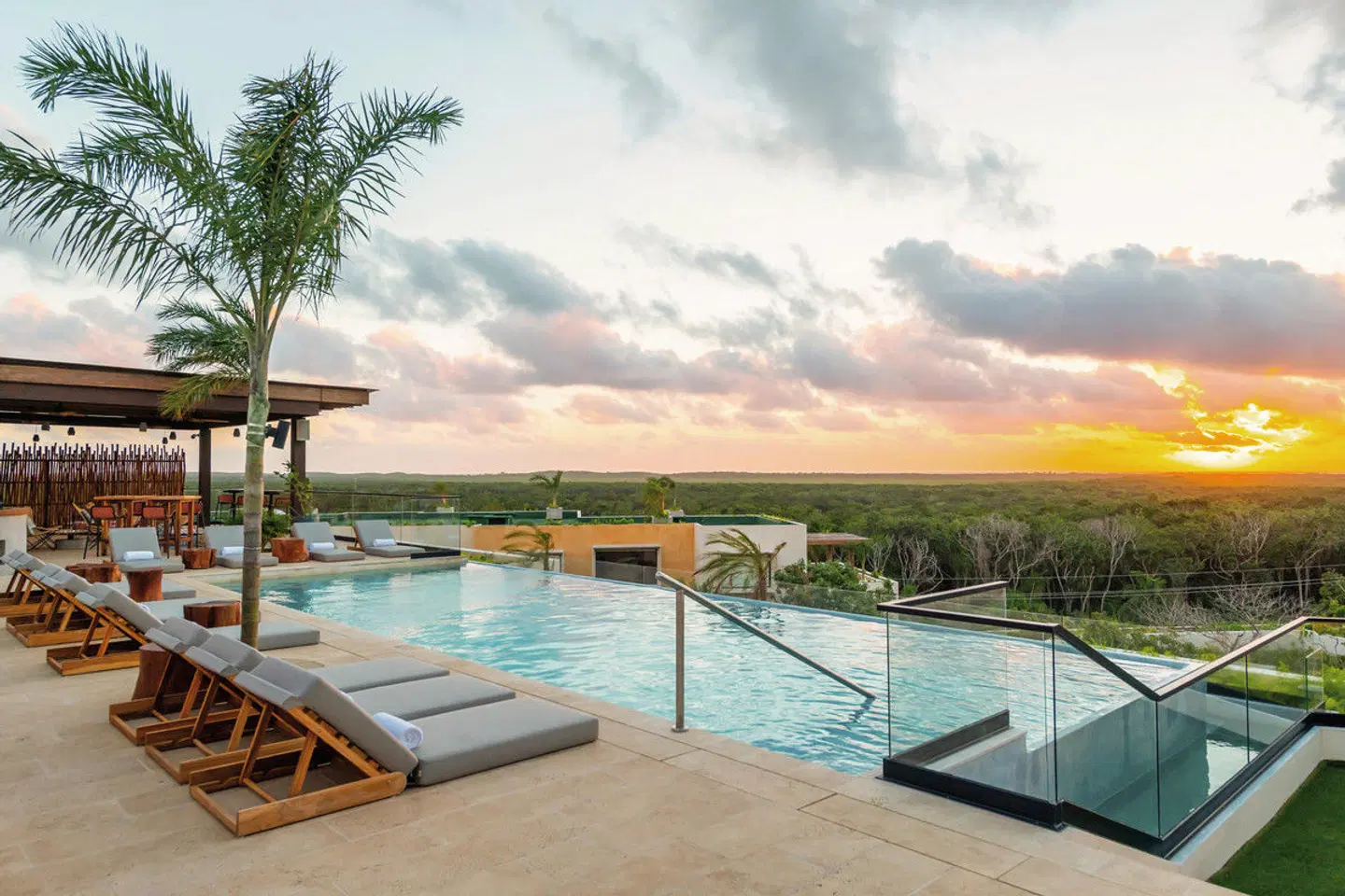 Aloft Tulum OUTDOOR_POOL