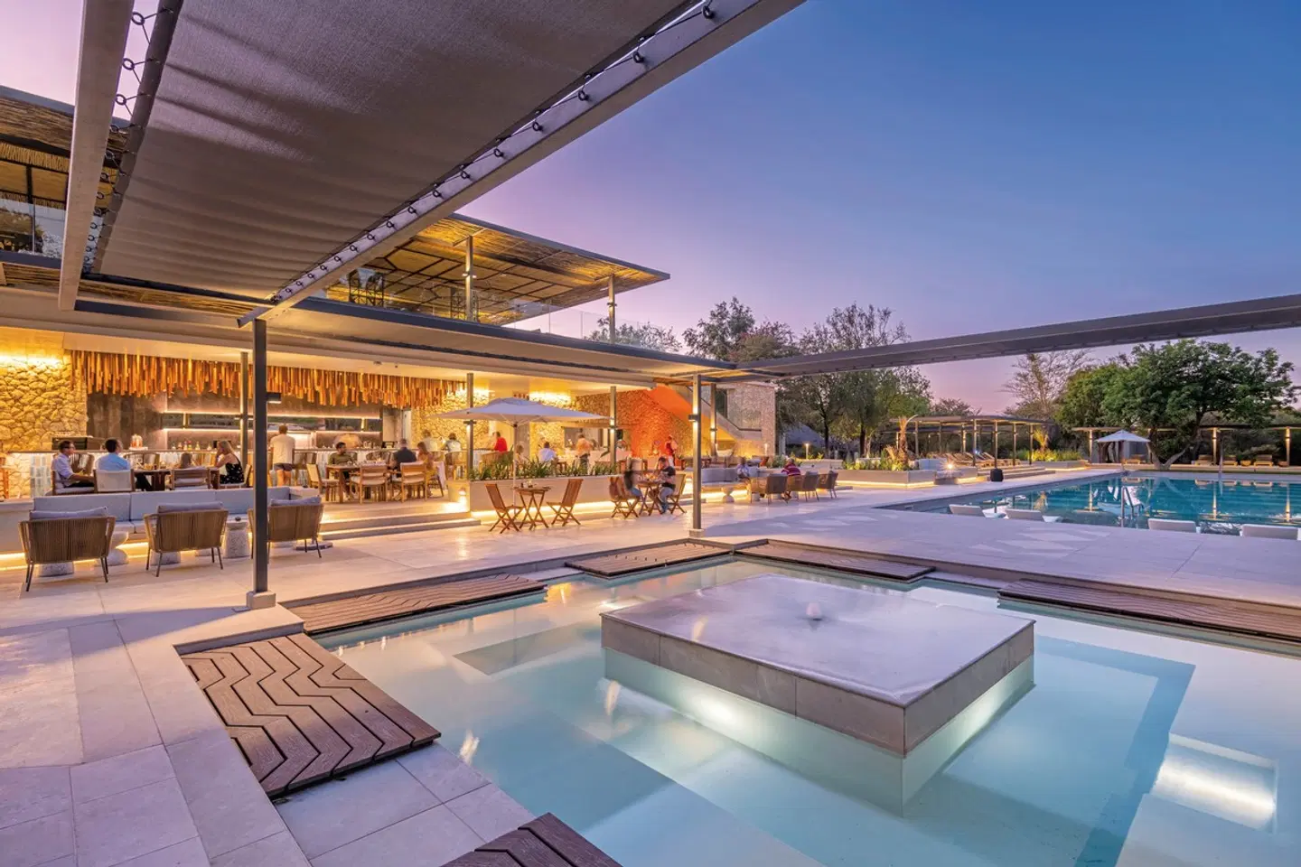 Mokuti Etosha Lodge Terrasse