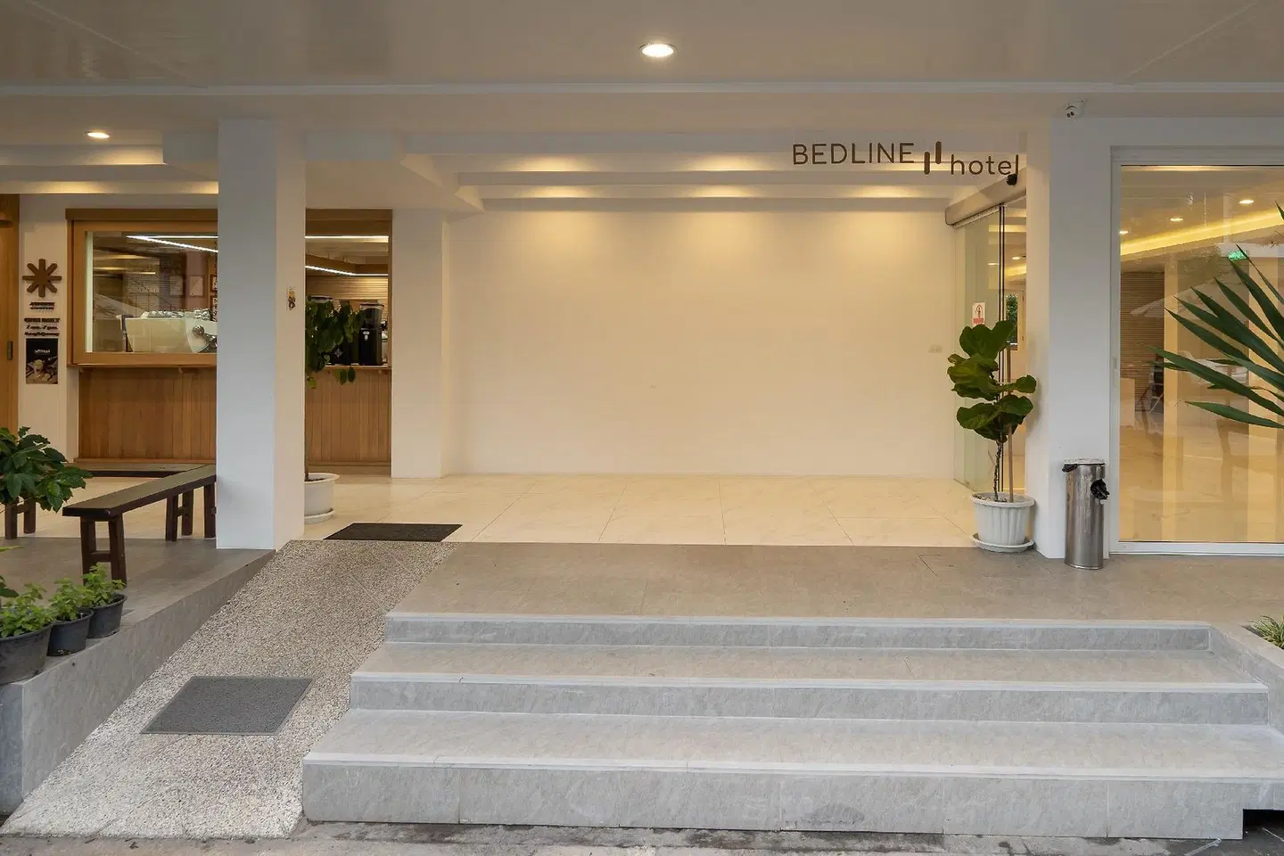 Bedline Hotel (SHA Certified) LOUNGE_LOBBY
