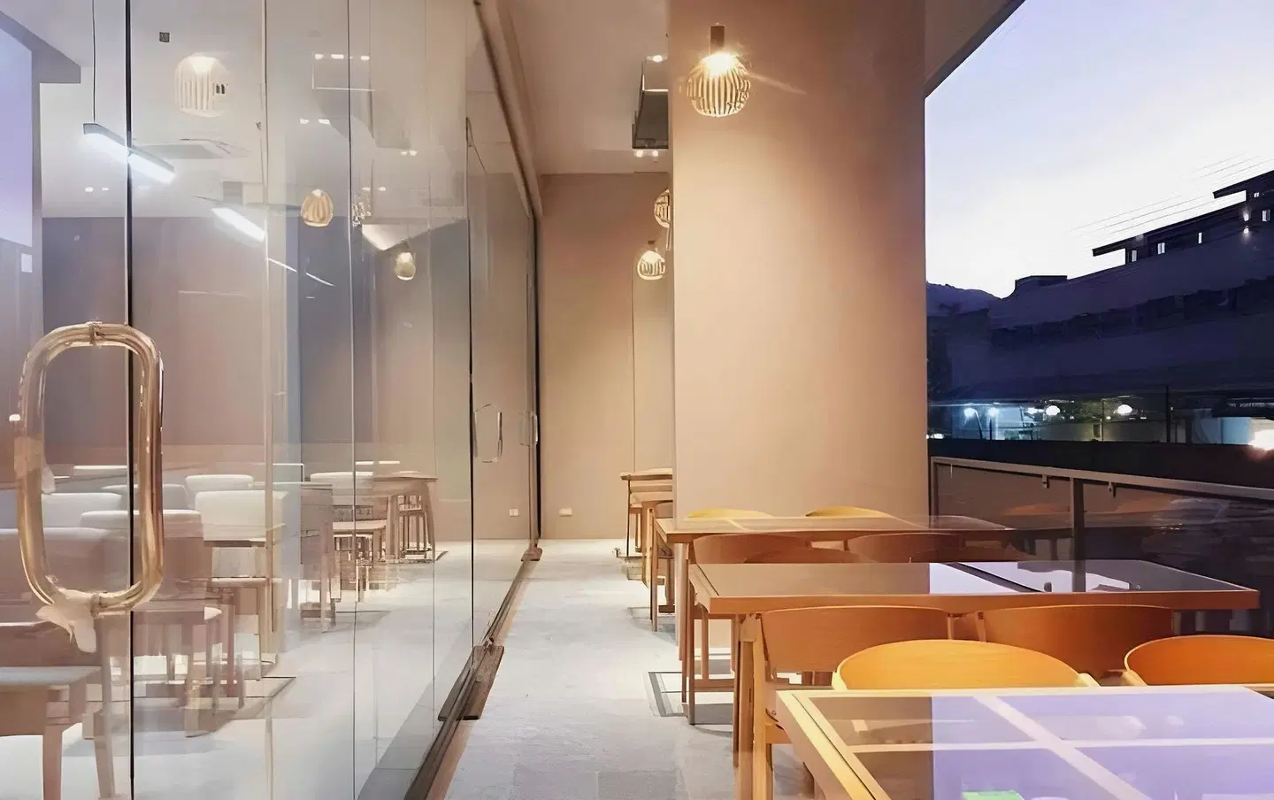 Grace Patong Hotel Bar