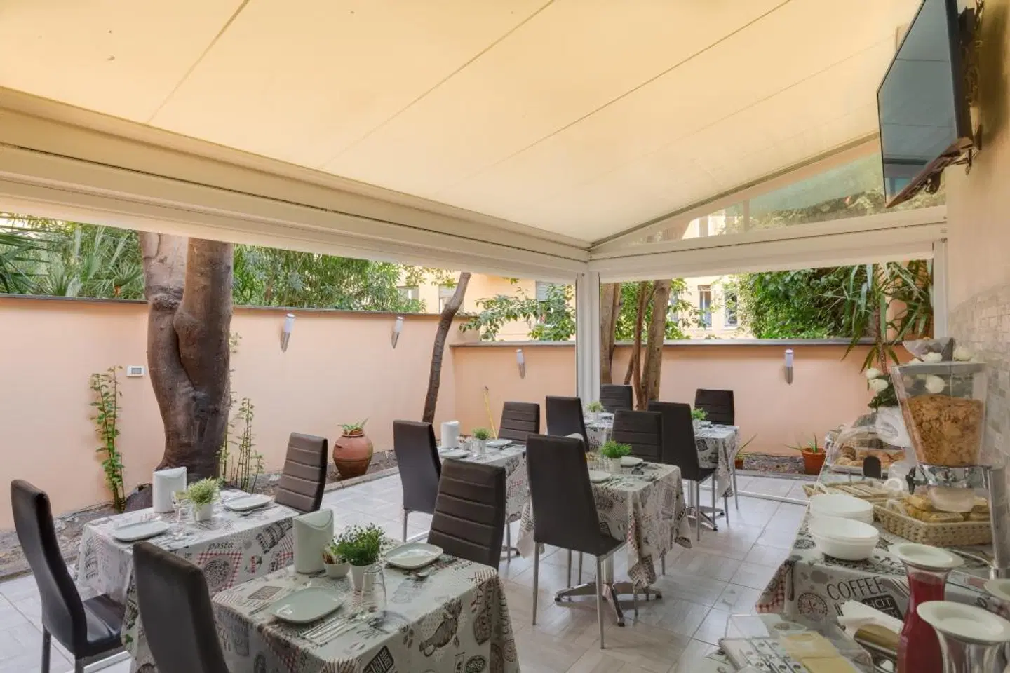 Excellence Suite Restaurant