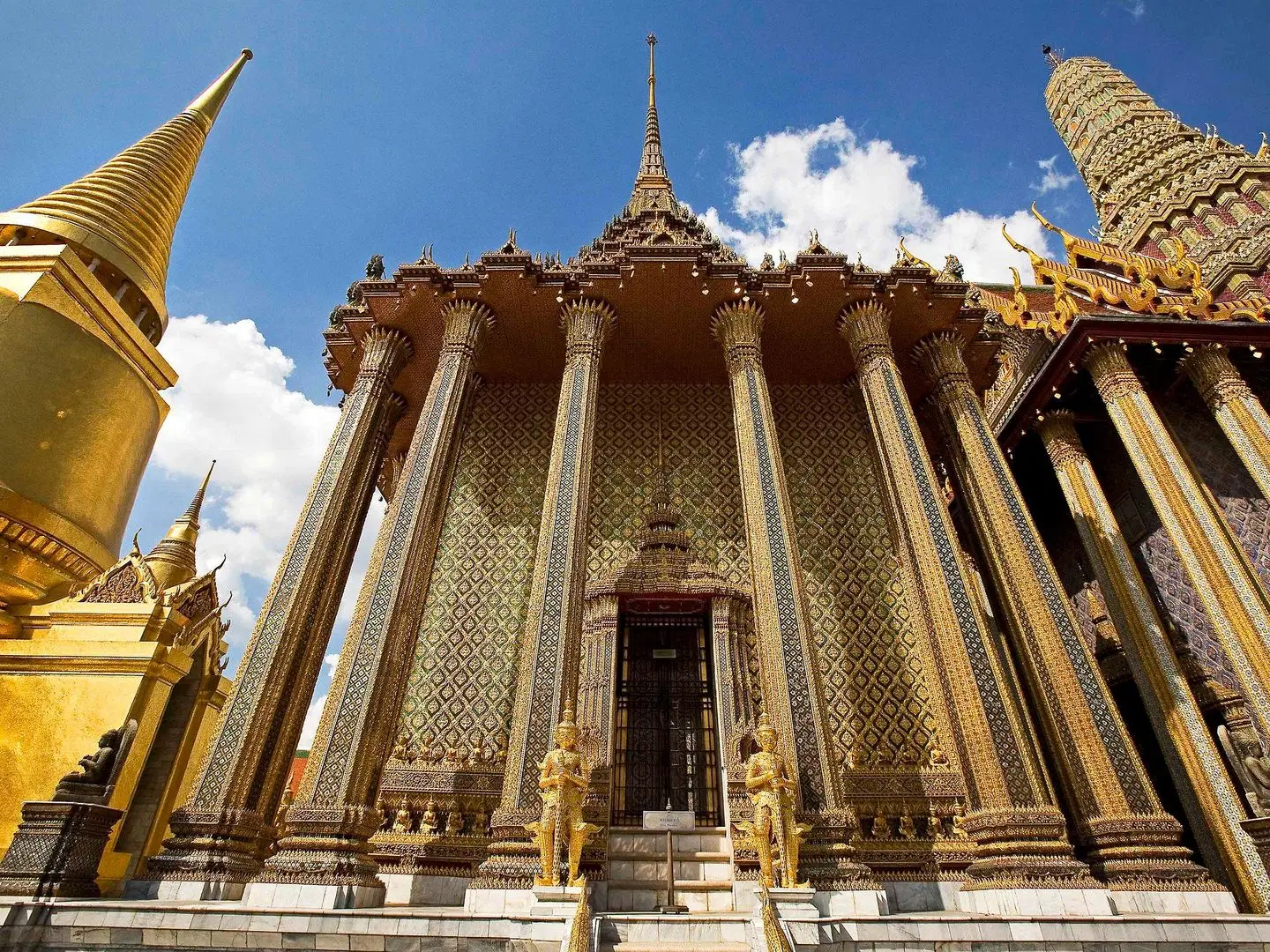 Grand Mercure Bangkok Asoke Residence EXTERIOR