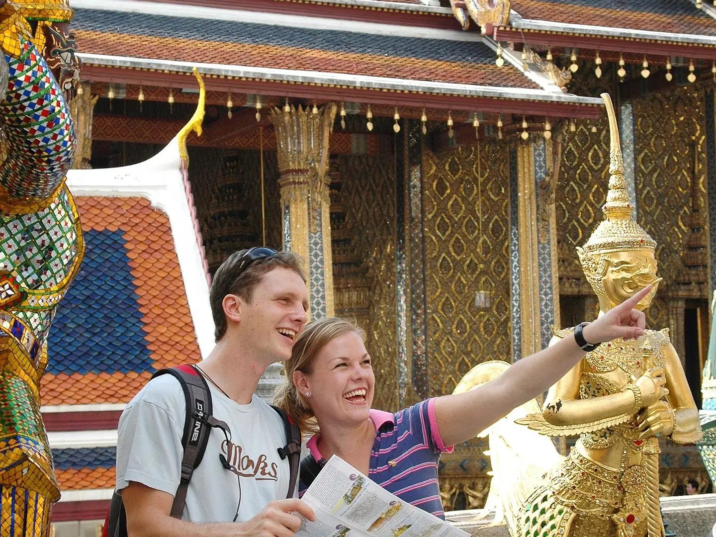 Grand Mercure Bangkok Asoke Residence PEOPLE