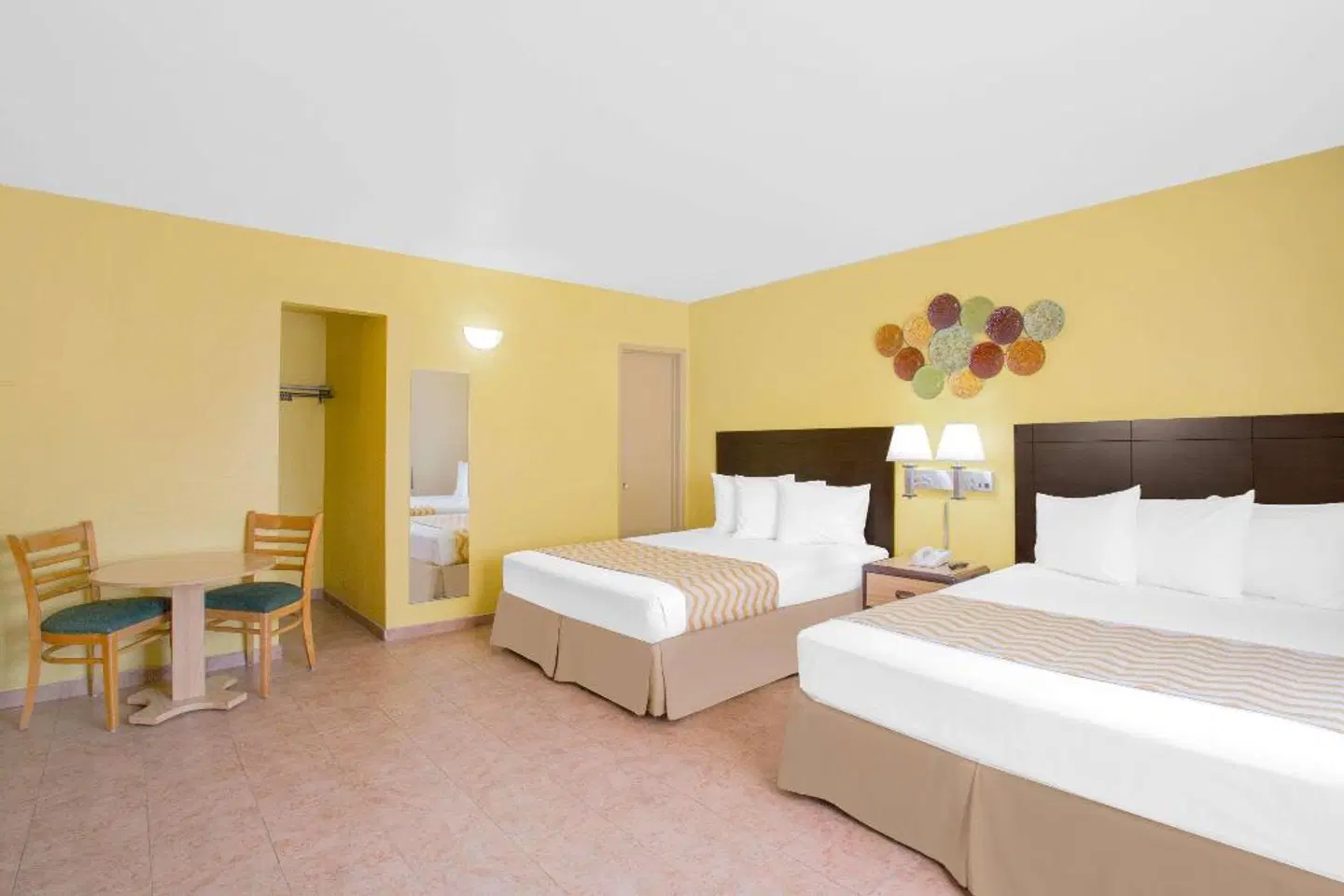 Travelodge Central of San Francisco ROOM_EXAMPLE