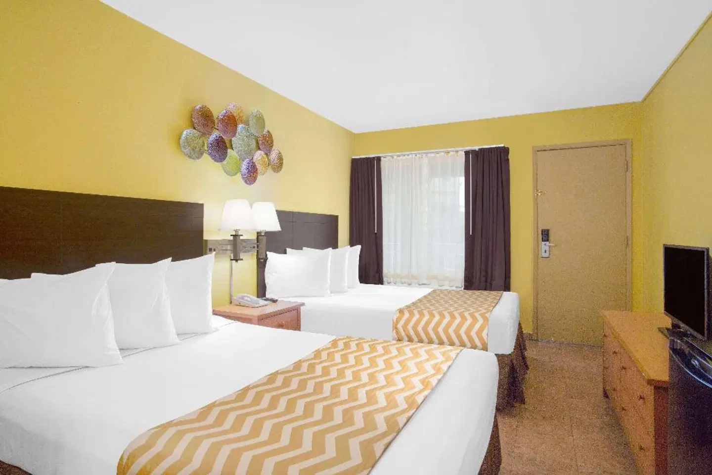 Travelodge Central of San Francisco ROOM_EXAMPLE